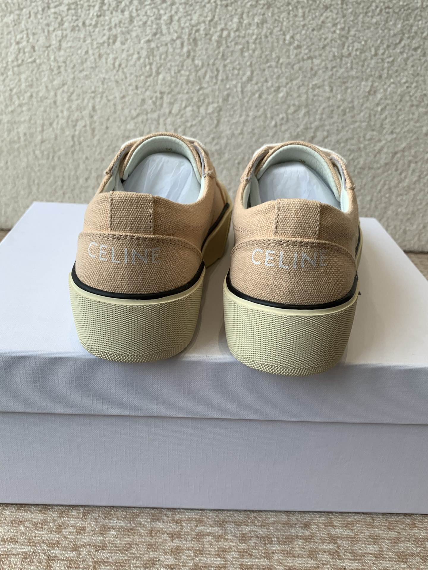 Celine CR-03 Runner Sneakers: Chic Triomphe Logo, Comfortable Canvas 9 i1742283658745 7134 0 7
