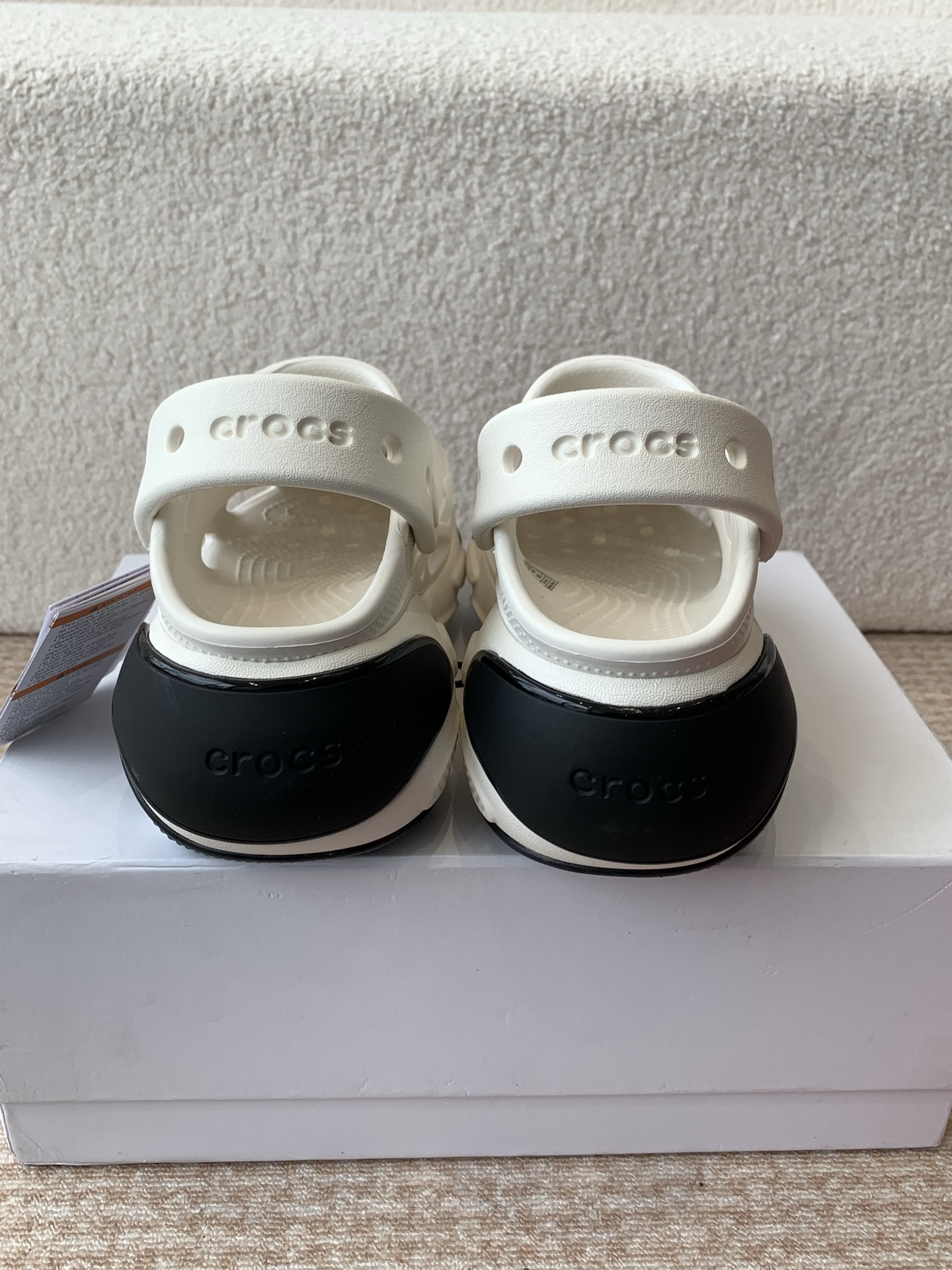 Crocs Classic Mega Crush Clog Sandals White Black Platform Slip-On Shoes 9 i1742284413744 5914 0 7