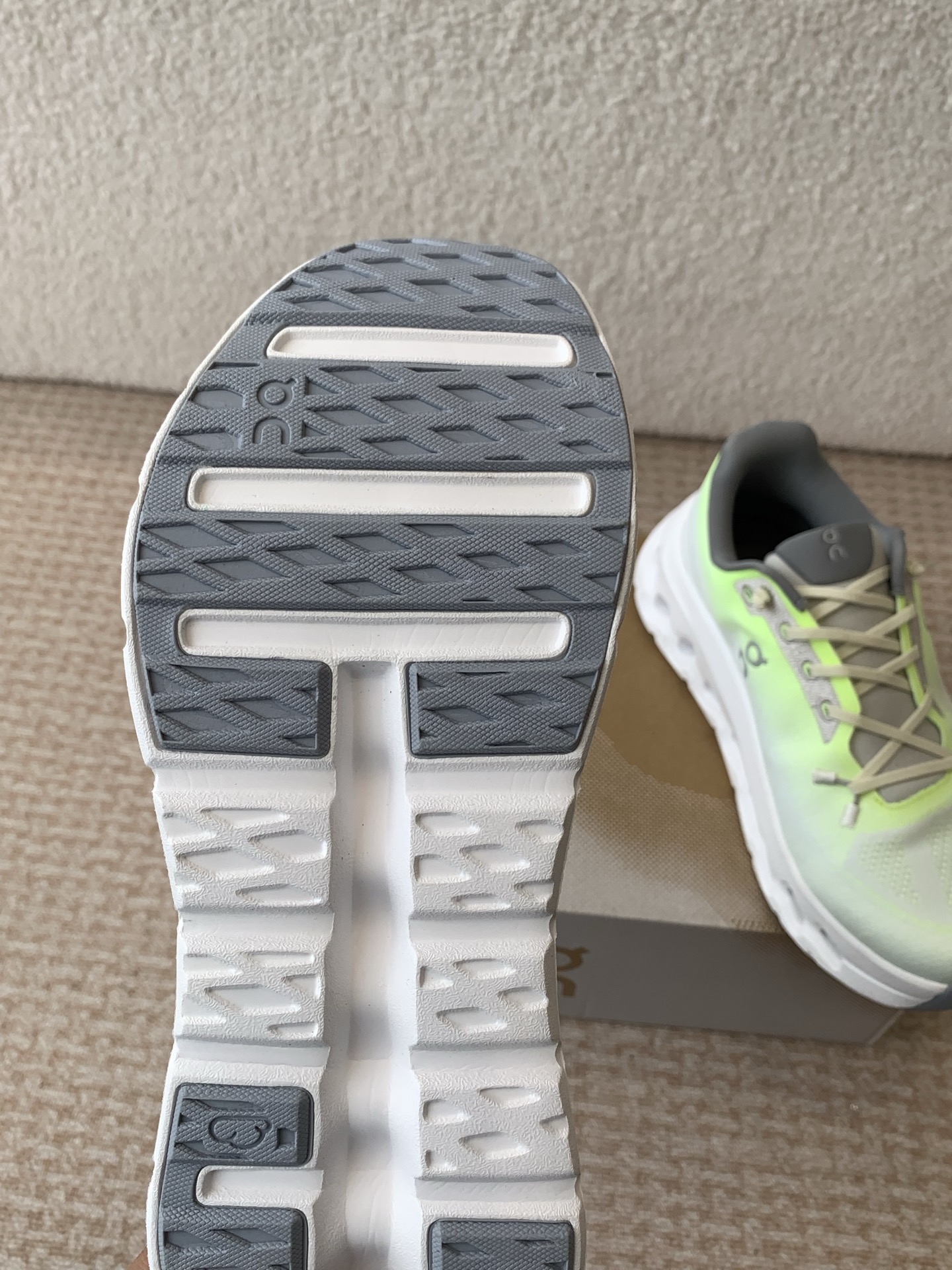On Running Cloudtilt Lightweight Breathable Athletic Shoes - Unisex Style 10 i1742285370341 3461 0 8