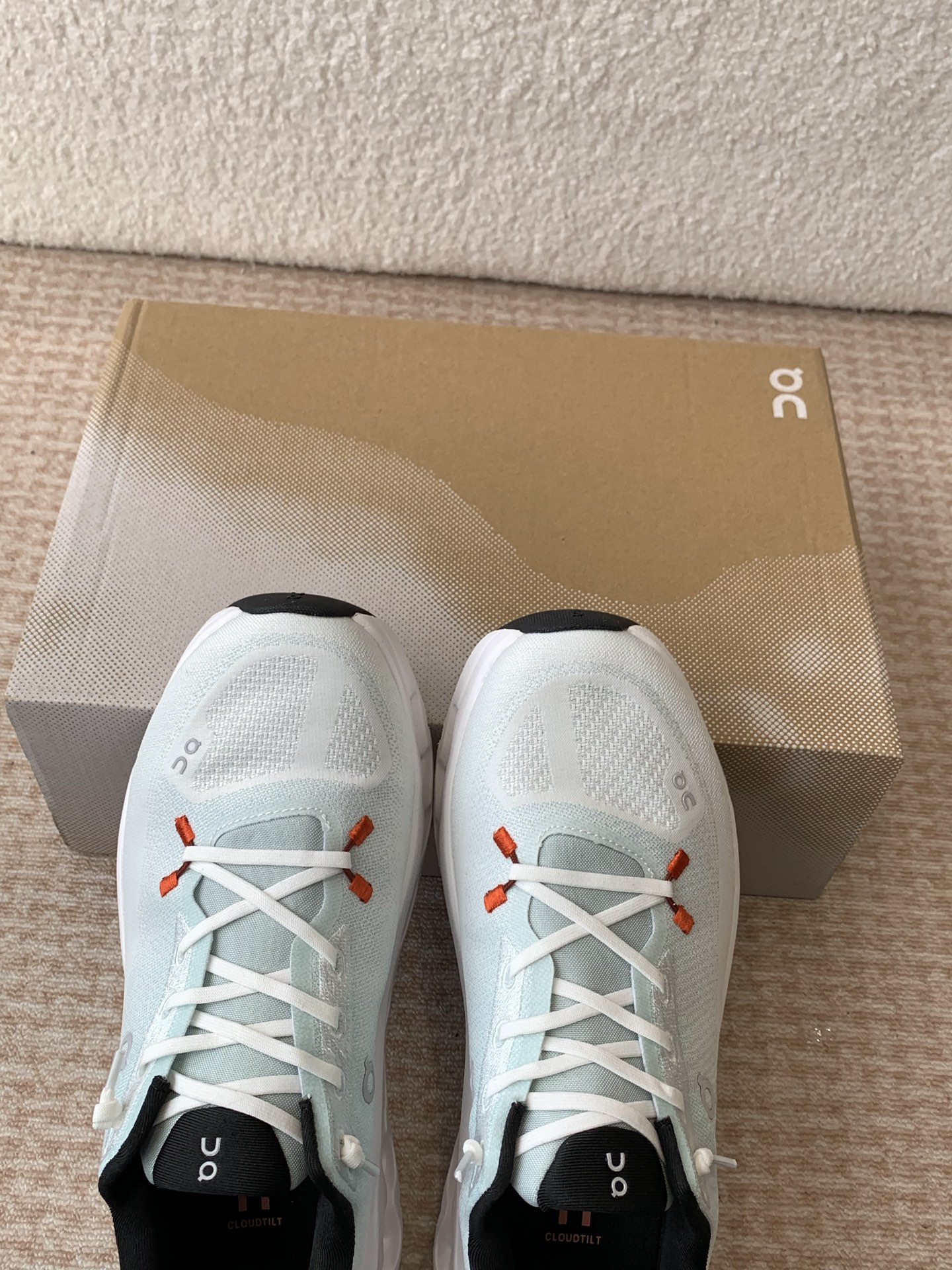 On Running Cloudtilt Lightweight Breathable Sneakers, Comfortable and Stylish 8 i1742285686254 6956 0 6
