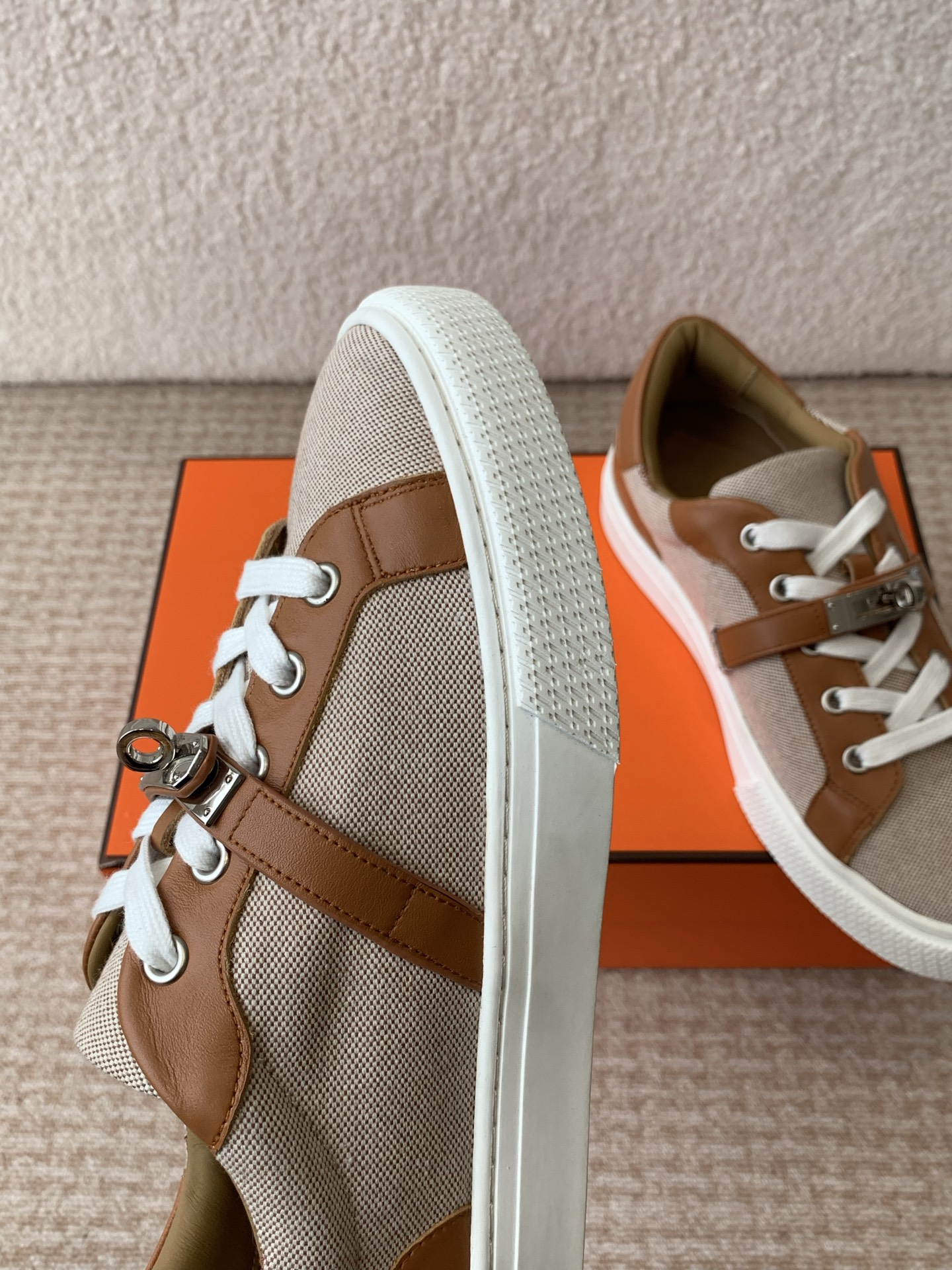 Hermes Kelly Buckle Sneakers, H-Lace Thick Sole Couple Sports Shoes 5 i1742287928665 2086 0 3