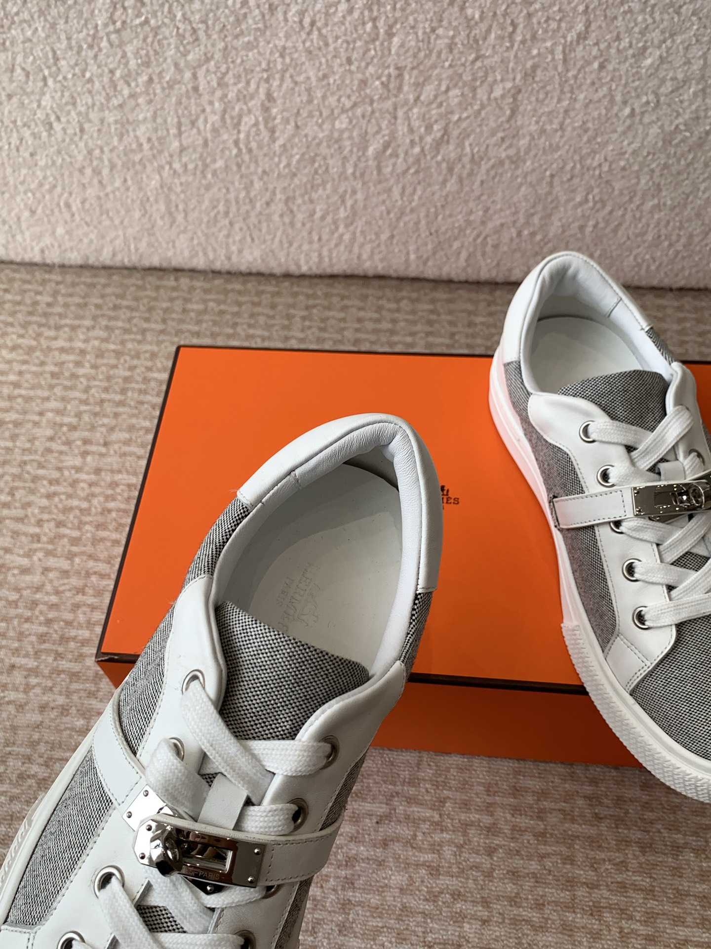 Hermes Kelly Buckle Lace-Up Sneakers H-Strap Thick Sole Couple Shoes 6 i1742288083291 5501 0 4