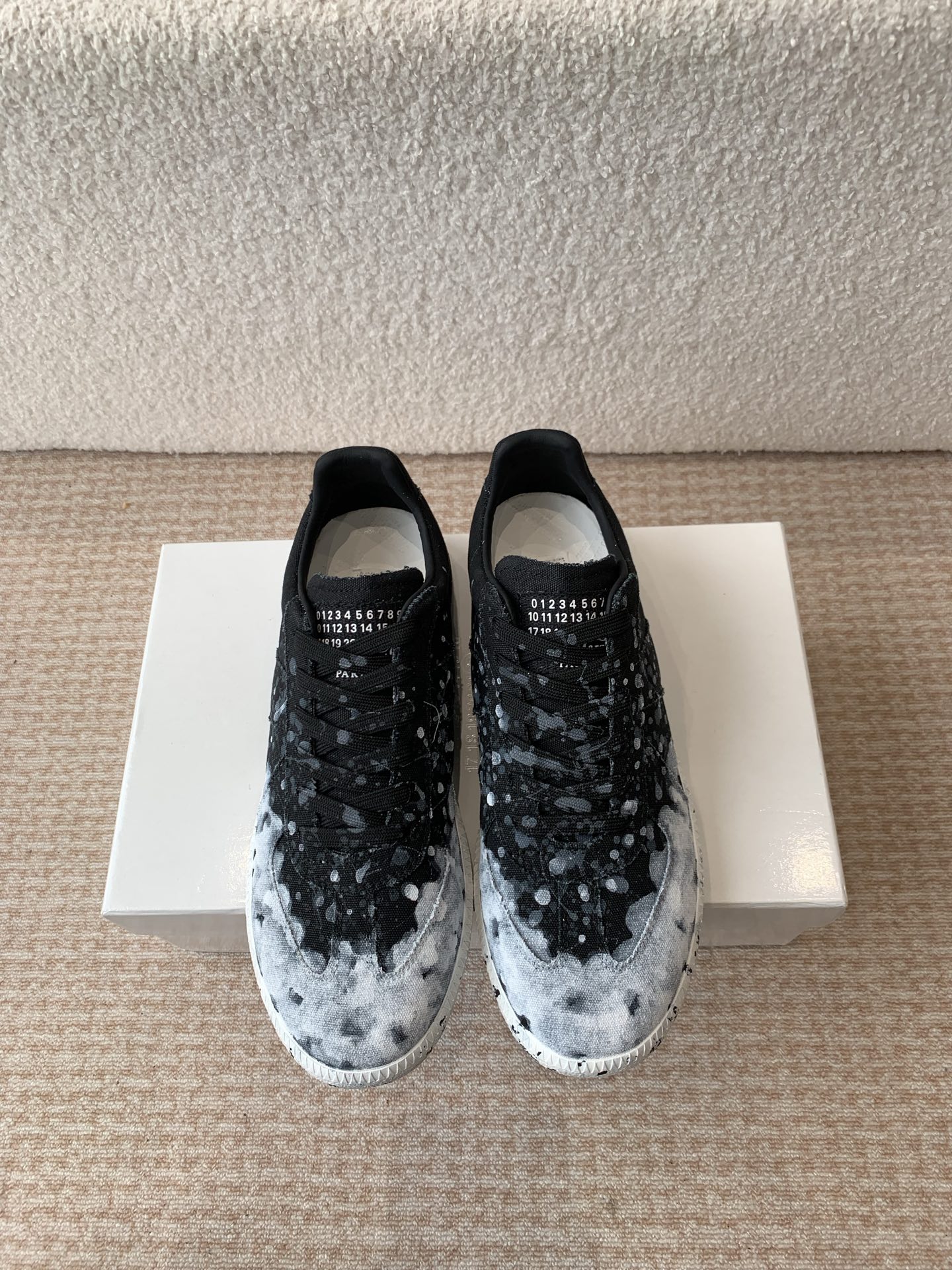 P280MaisonMargiela MM6 Margiela Parejas modelos Inkjet graffiti Lienzo zapatos de entrenamiento alem