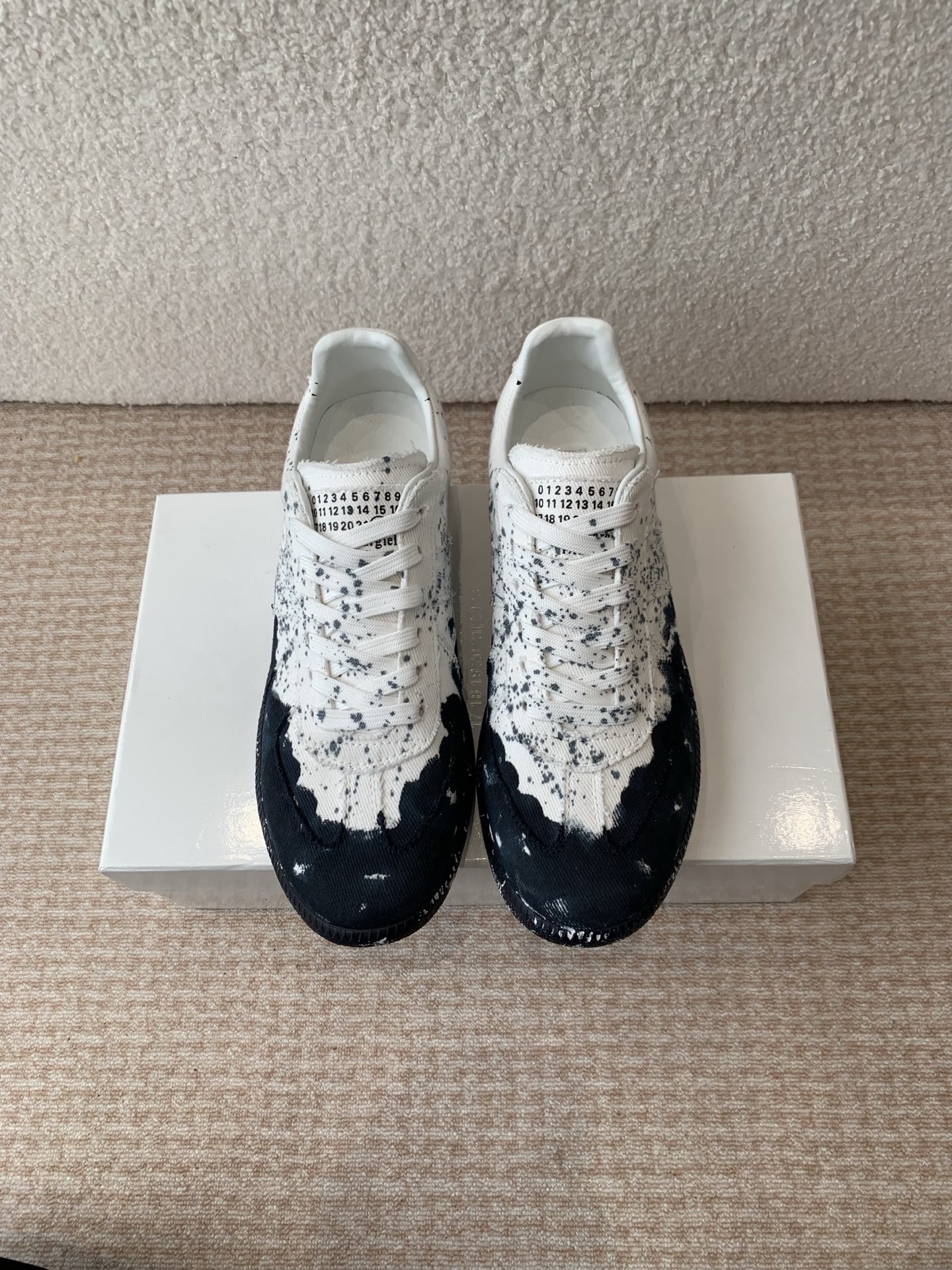 P280MaisonMargiela MM6 Margiela Parejas modelos Inkjet graffiti Lienzo zapatos de entrenamiento alem