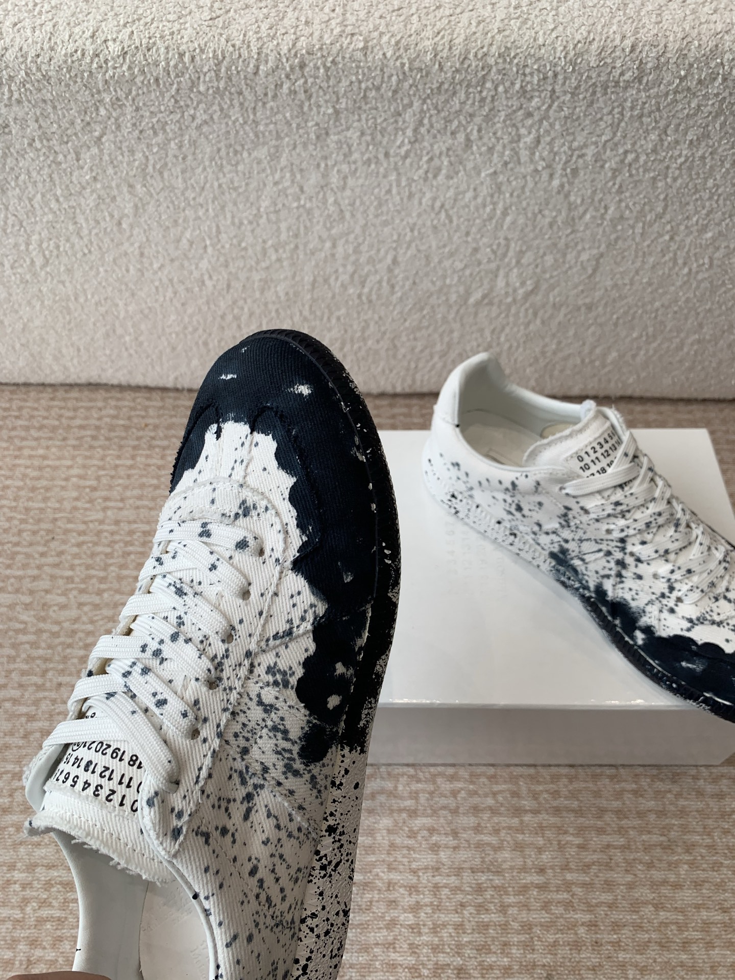 P280MaisonMargiela MM6 Margiela Parejas modelos Inkjet graffiti Lienzo zapatos de entrenamiento alem