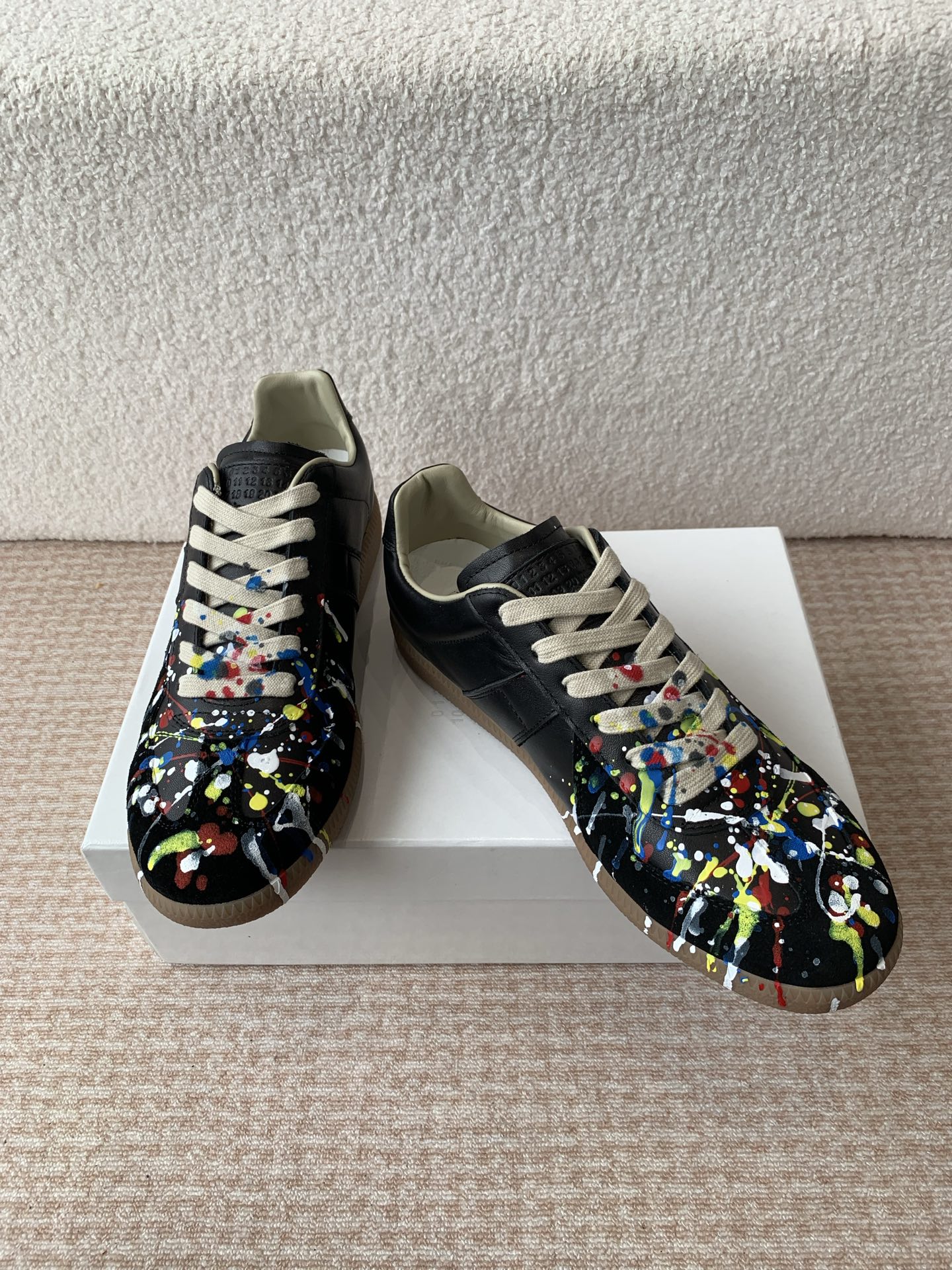 P280MaisonMargiela MM6 Margiela Parejas modelos Inkjet graffiti Lienzo zapatos de entrenamiento alem