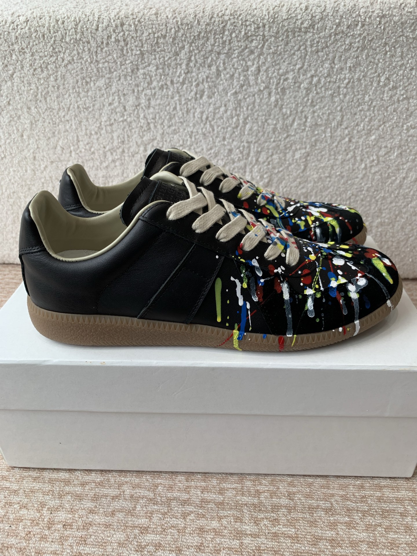 P280MaisonMargiela MM6 Margiela Parejas modelos Inkjet graffiti Lienzo zapatos de entrenamiento alem