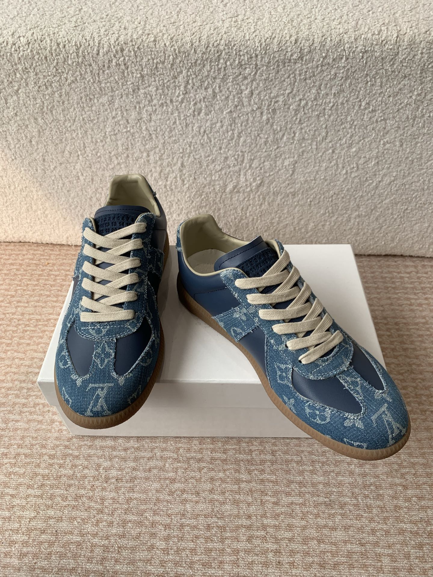 P280MaisonMargiela MM6 Margiela Parejas modelos Inkjet graffiti Lienzo zapatos de entrenamiento alem
