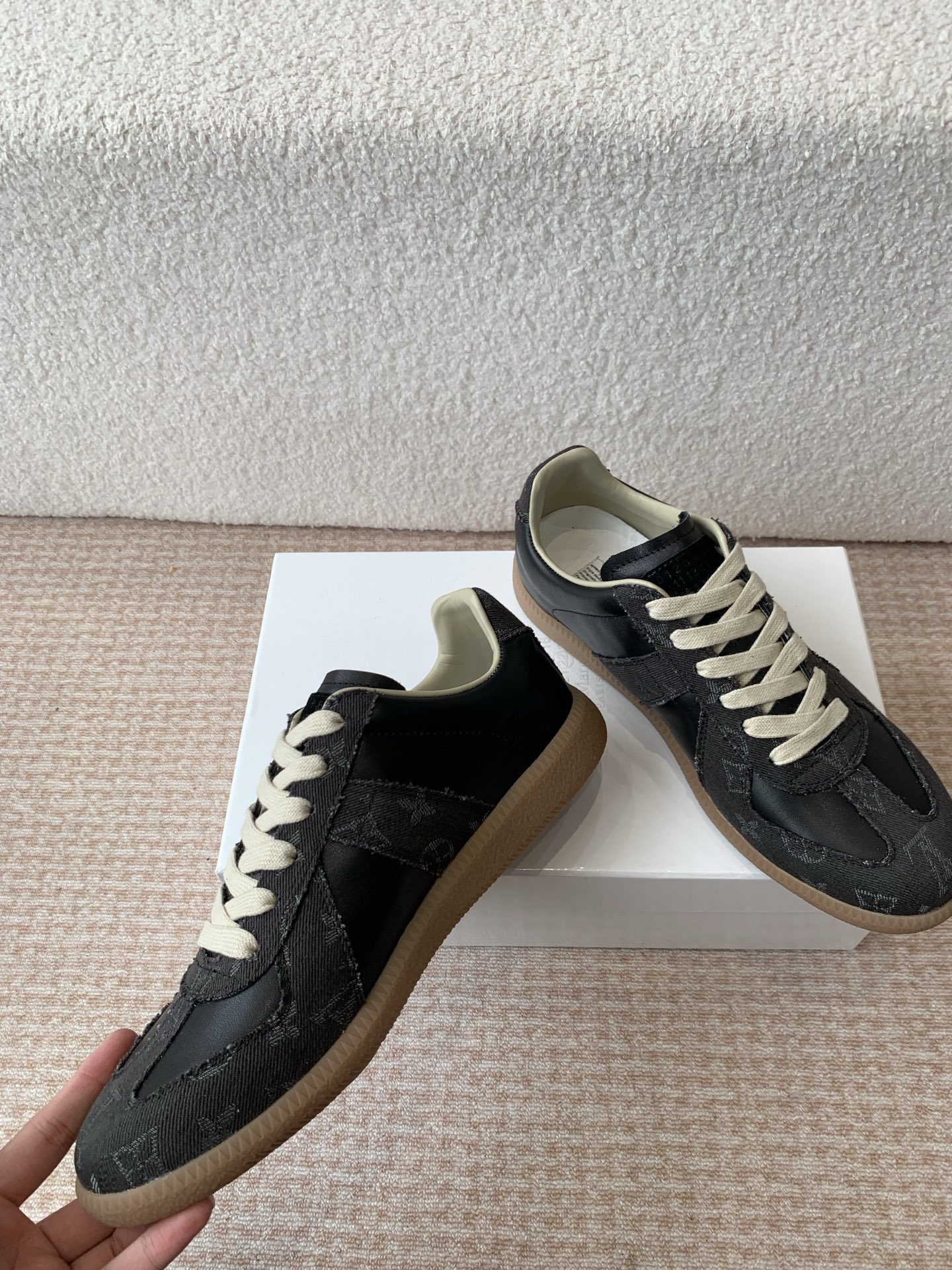 P280MaisonMargiela MM6 Margiela Parejas modelos Inkjet graffiti Lienzo zapatos de entrenamiento alem