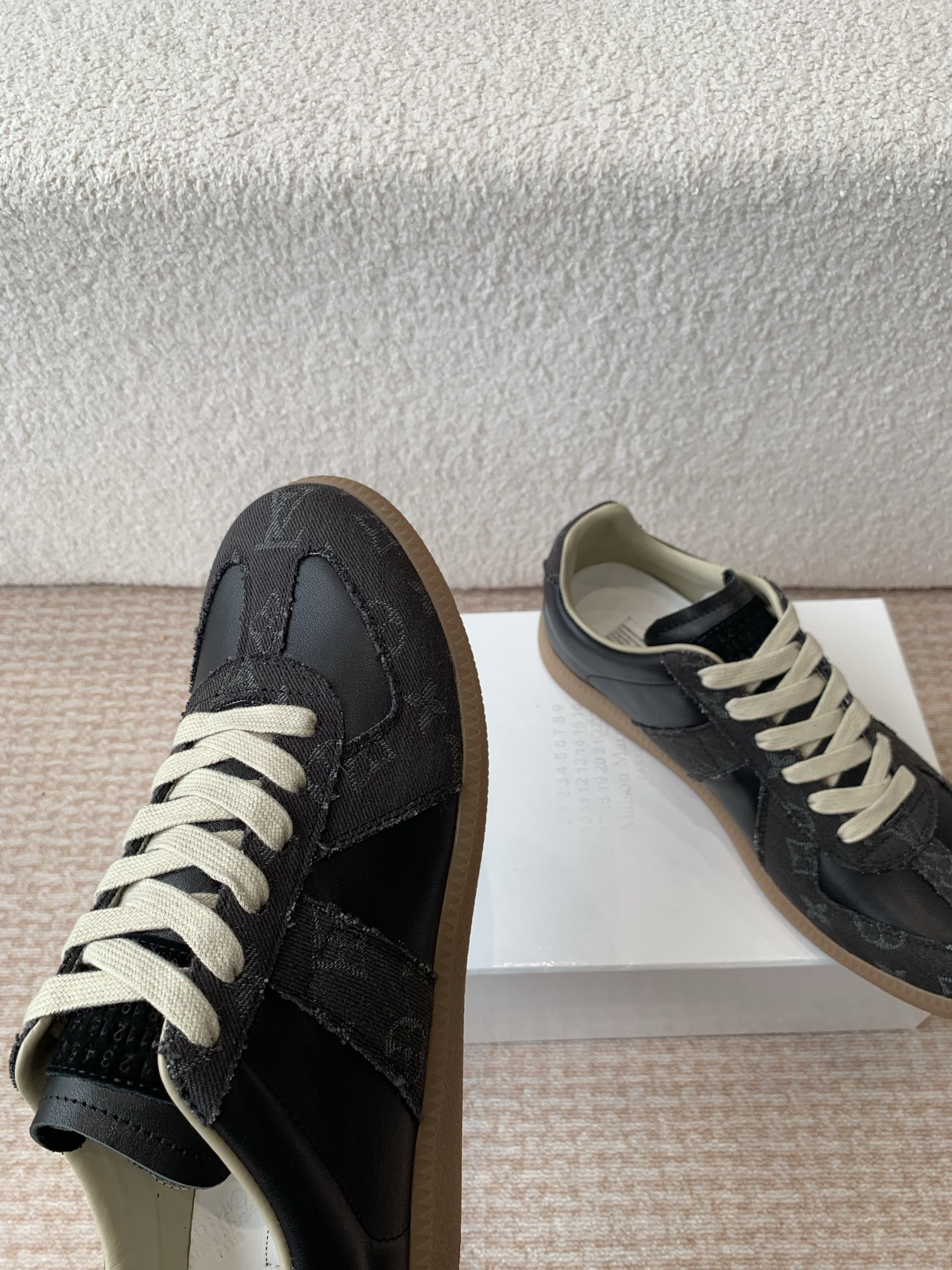 P280MaisonMargiela MM6 Margiela Parejas modelos Inkjet graffiti Lienzo zapatos de entrenamiento alem