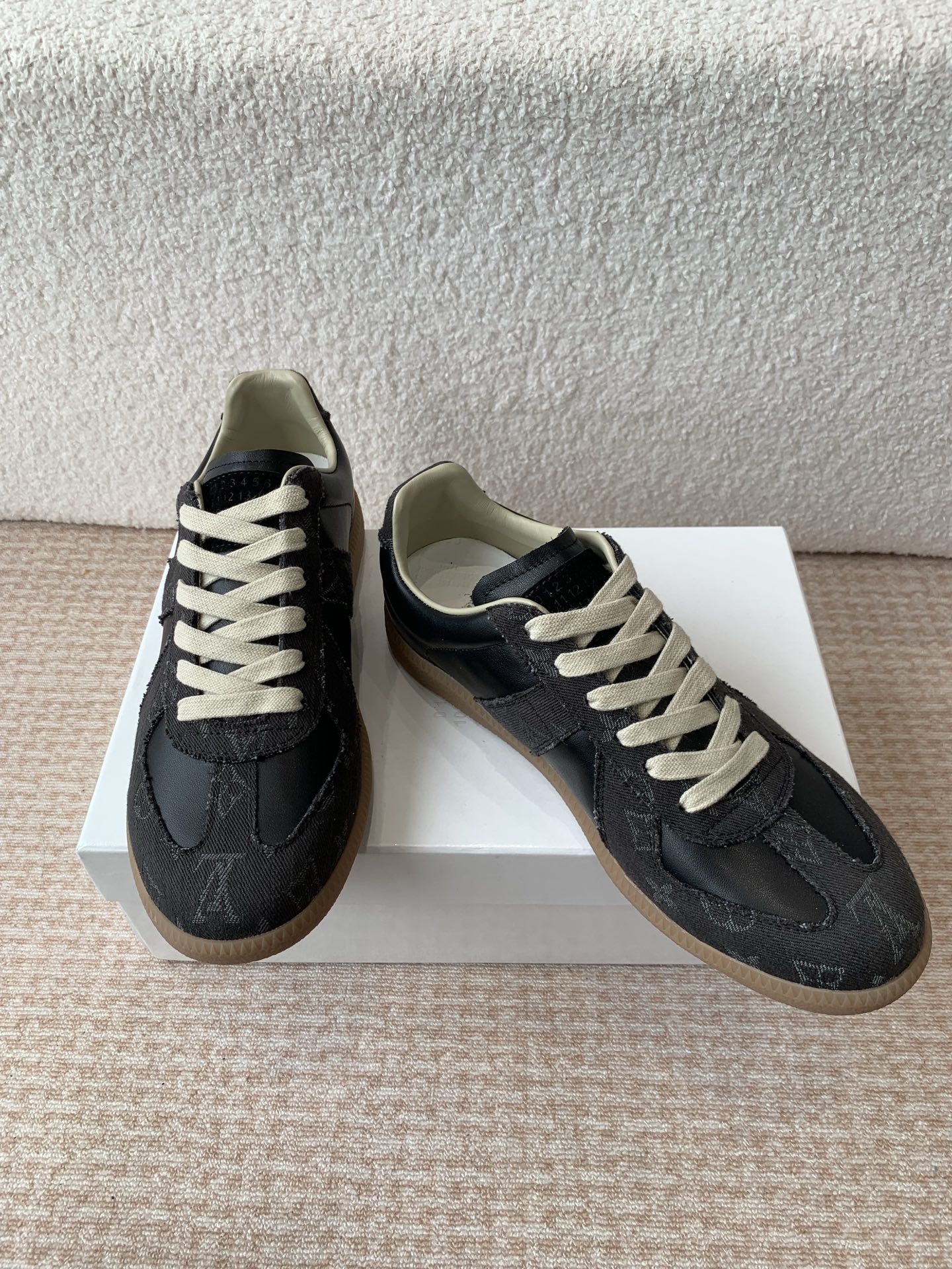 P280MaisonMargiela MM6 Margiela Parejas modelos Inkjet graffiti Lienzo zapatos de entrenamiento alem