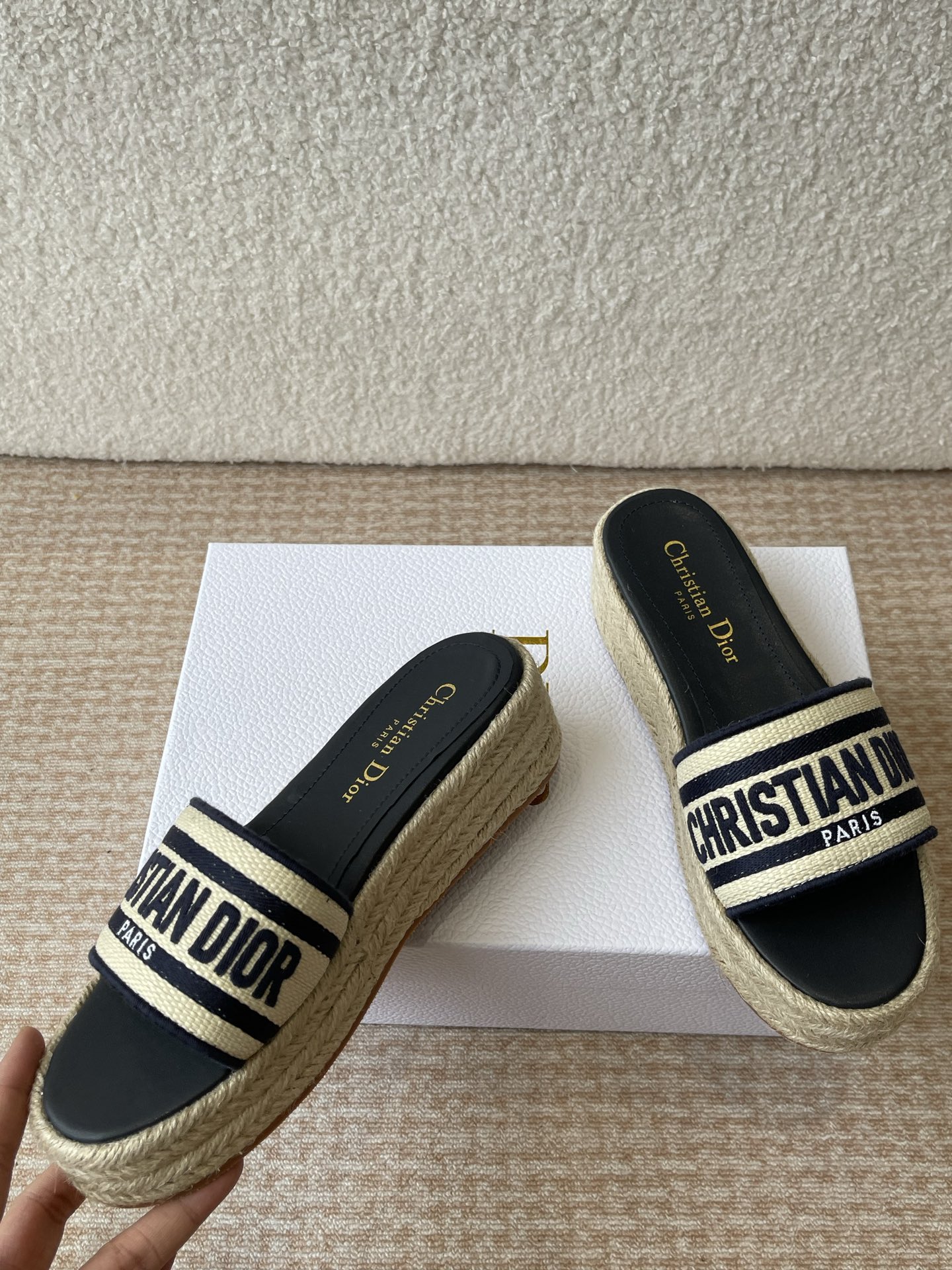 Dior Dior 迪奥 25ss 春夏新款 IVIETA DWAY 渔夫一字拖鞋