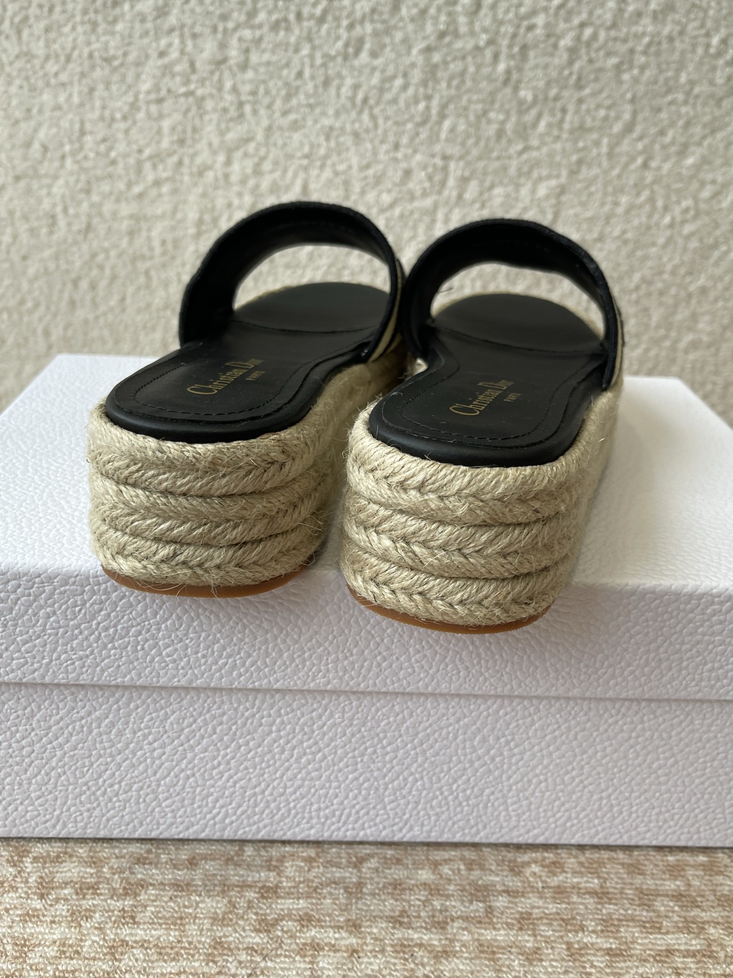 Dior Dior 迪奥 25ss 春夏新款 IVIETA DWAY 渔夫一字拖鞋