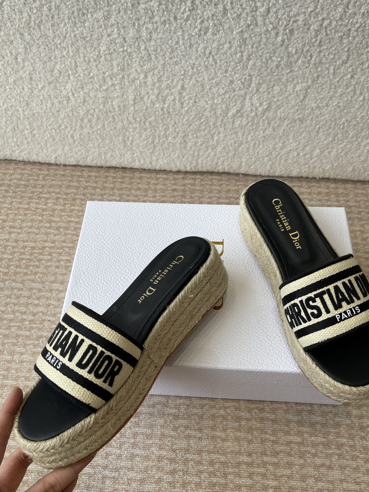 Dior Dior 迪奥 25ss 春夏新款 IVIETA DWAY 渔夫一字拖鞋