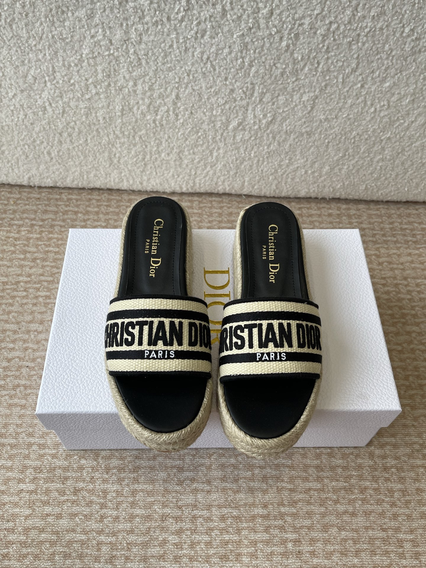 Dior Dior 迪奥 25ss 春夏新款 IVIETA DWAY 渔夫一字拖鞋