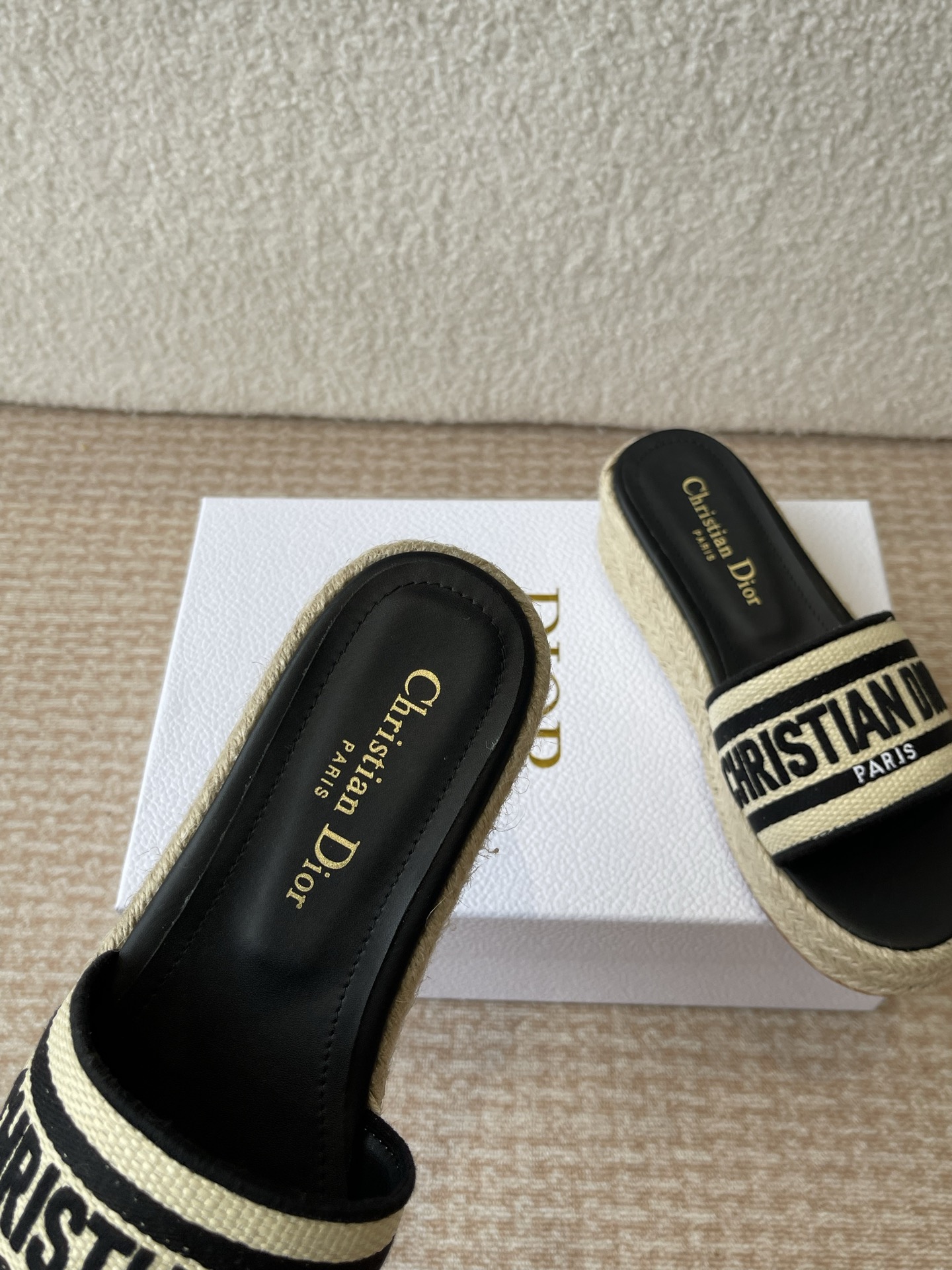 Dior Dior 迪奥 25ss 春夏新款 IVIETA DWAY 渔夫一字拖鞋