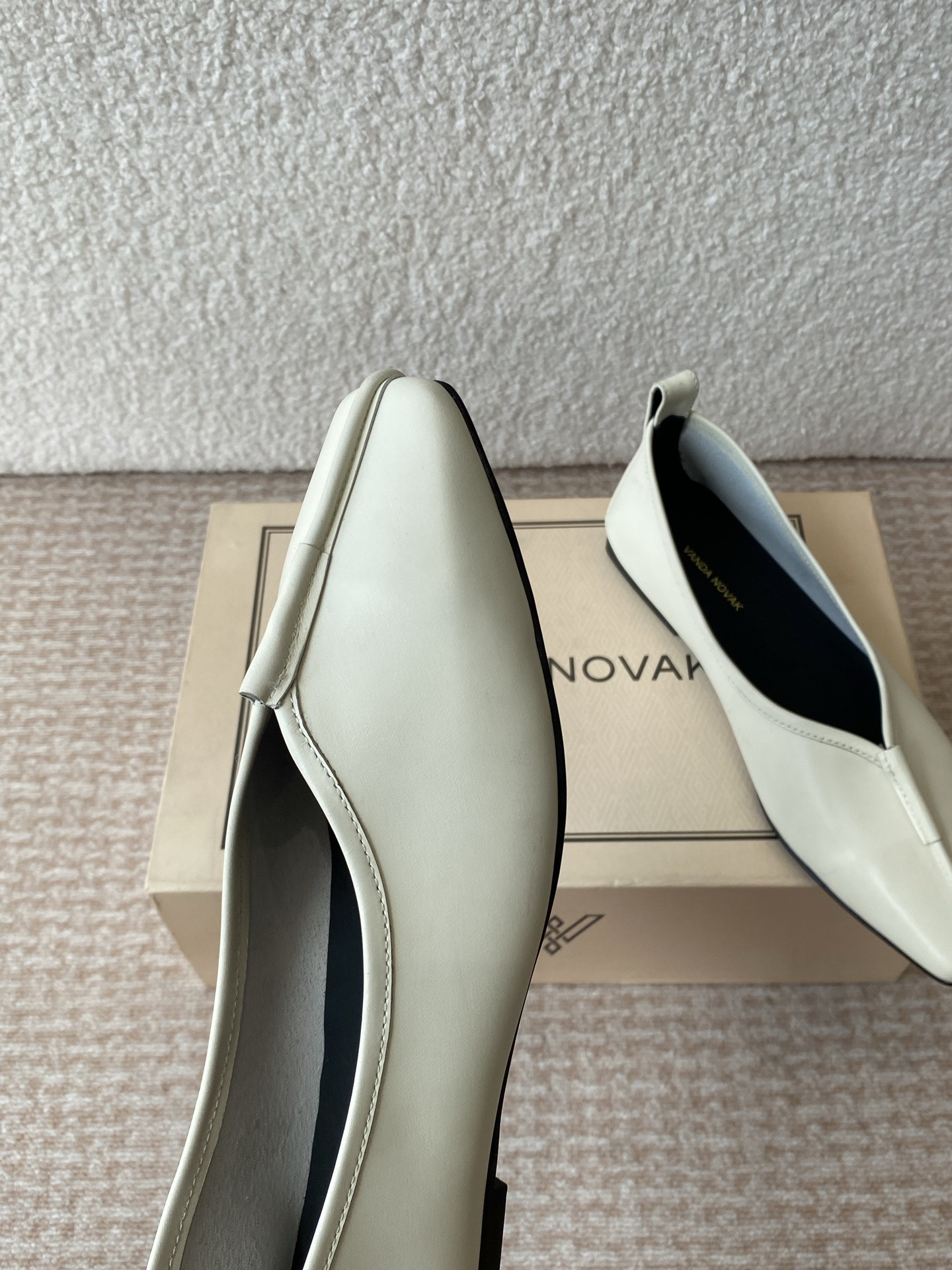 Italian Brand P725VANDA NOVAK: Unique Co-Edited Shoe Collection with Quality Materials - 图片 6