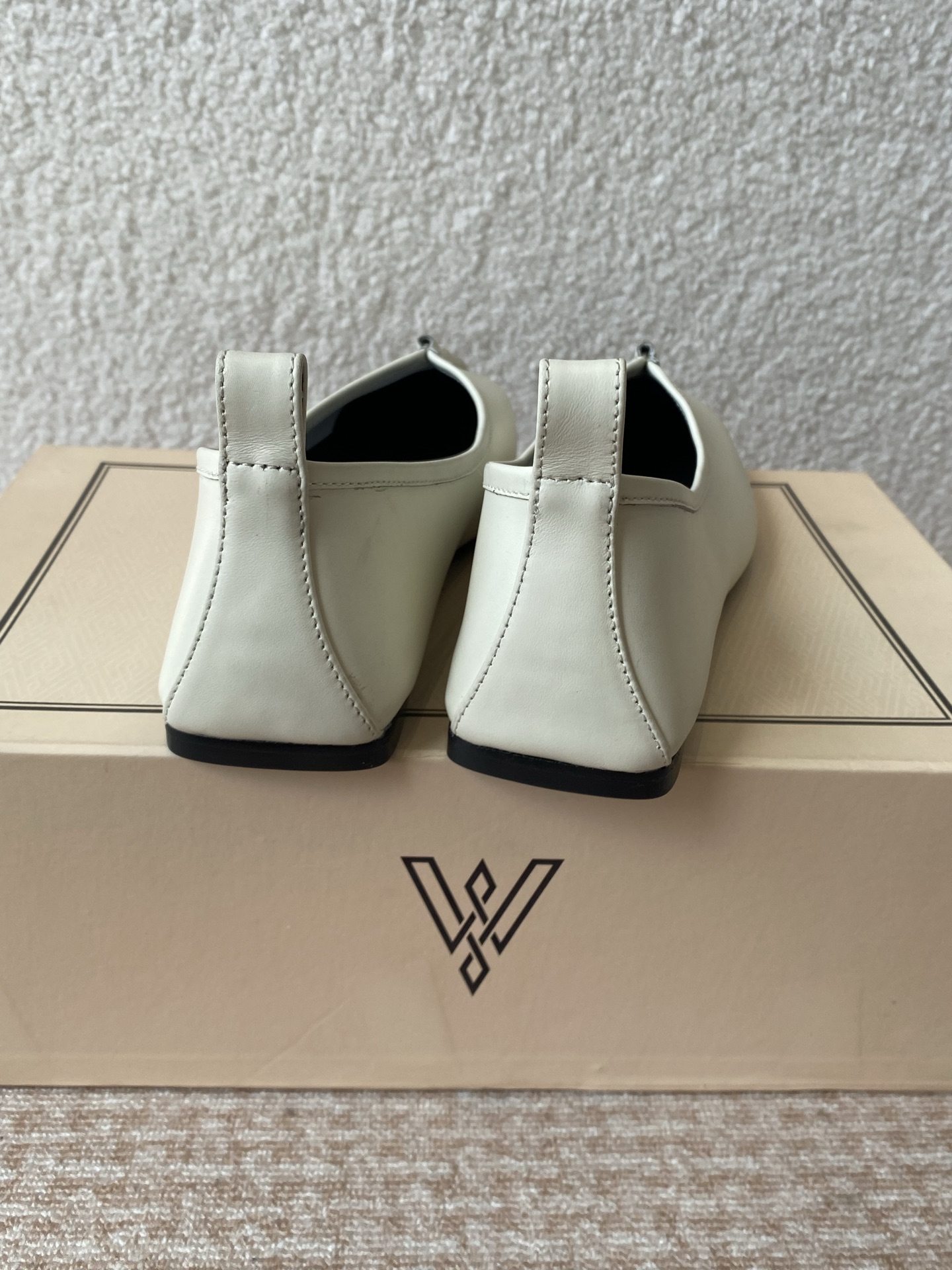 Italian Brand P725VANDA NOVAK: Unique Co-Edited Shoe Collection with Quality Materials - 图片 8