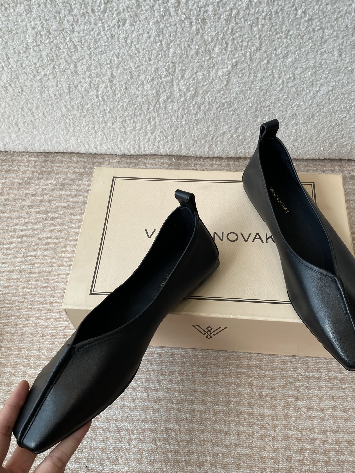 Italian Brand Vanda Novak: Unique Co-Edited Shoes with Italian Leather Heels - 图片 4
