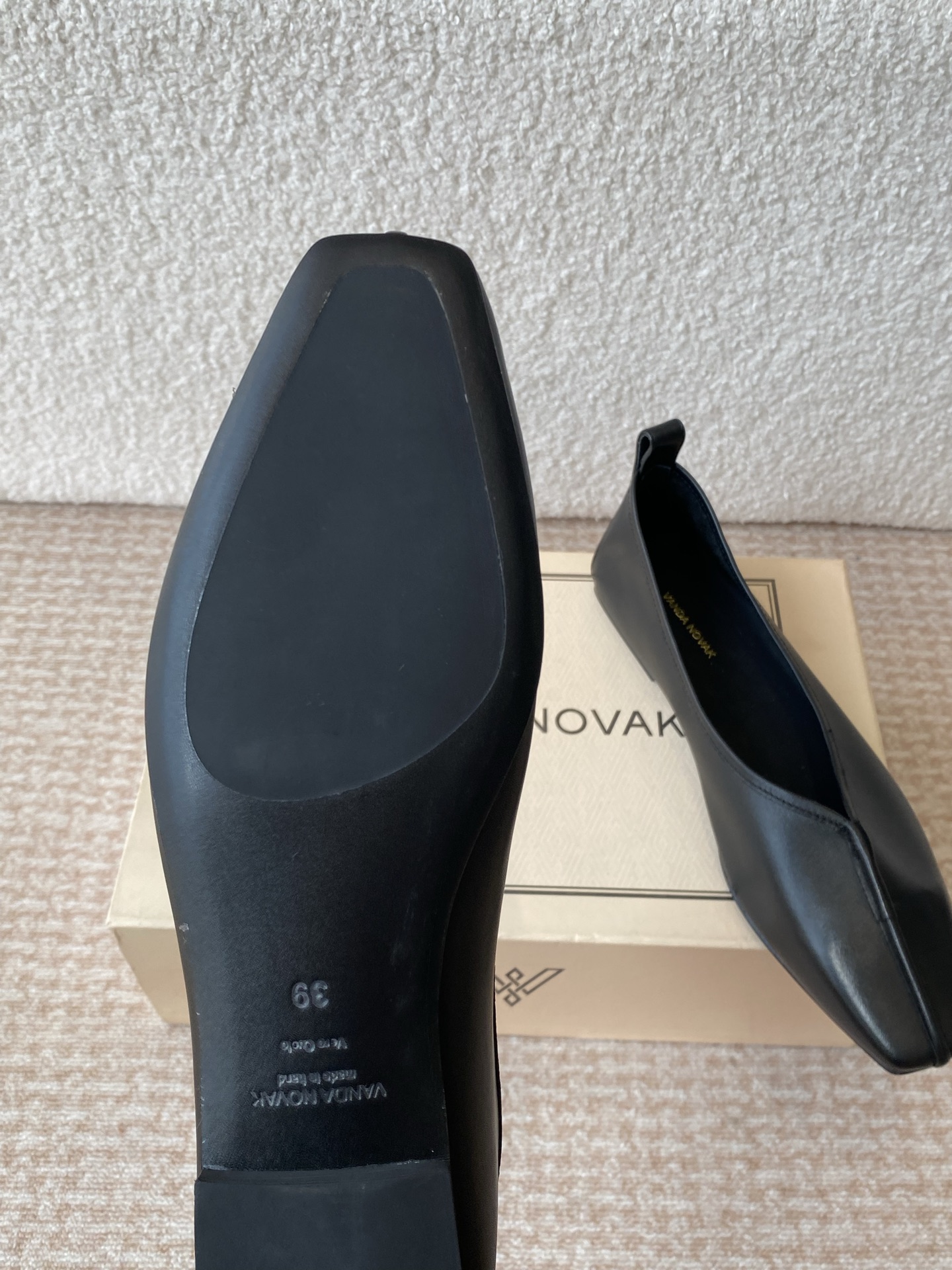 Italian Brand Vanda Novak: Unique Co-Edited Shoes with Italian Leather Heels - 图片 9