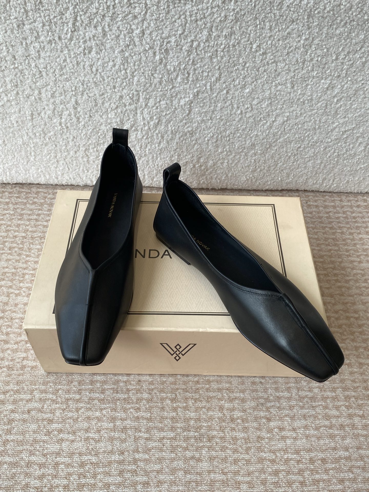 Italian Brand Vanda Novak: Unique Co-Edited Shoes with Italian Leather Heels