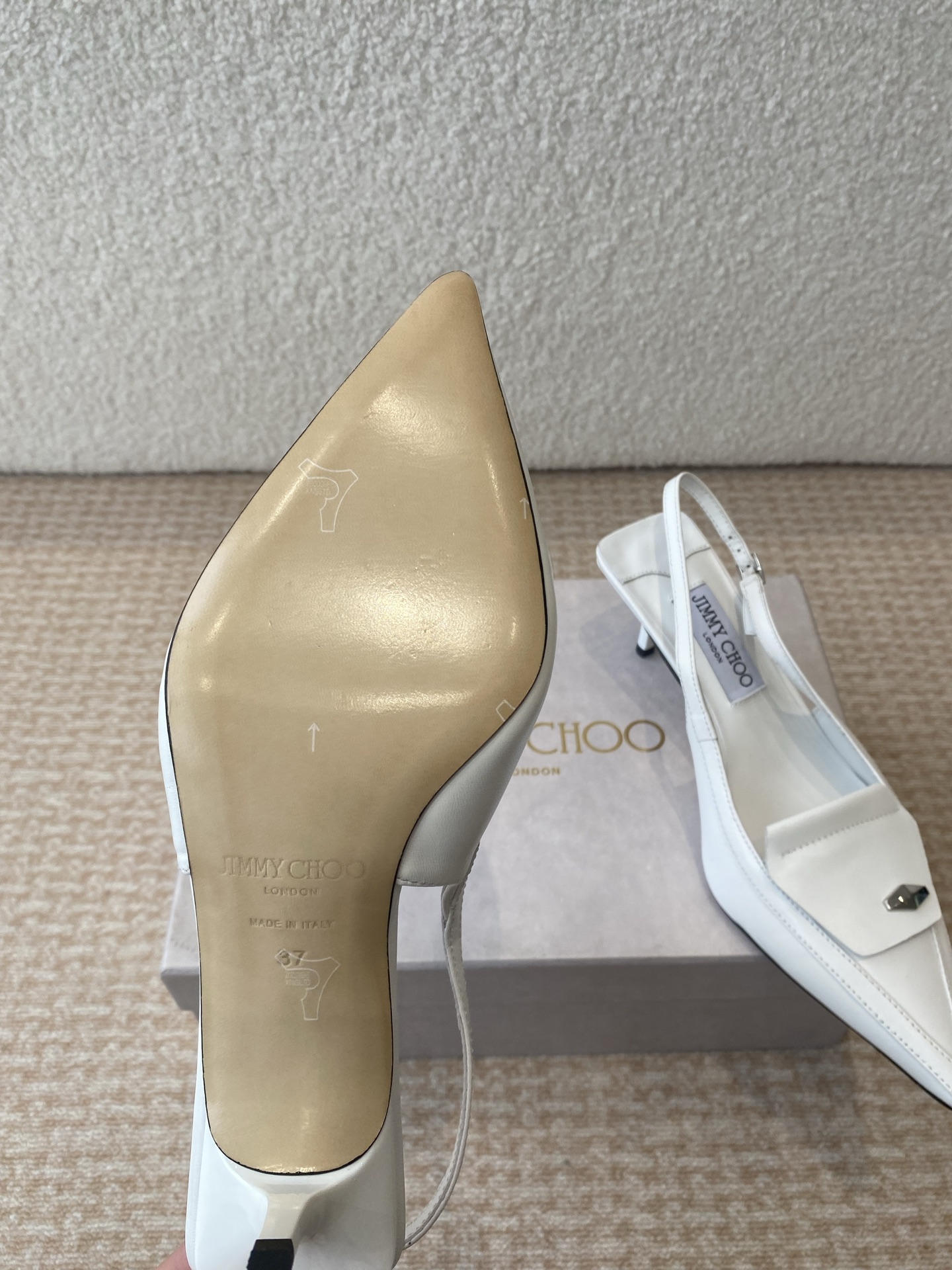 P725 Jimmy Choo Early Spring Heel Shoe Collection: Elegant Encounter with Foreign Publisher Recommendation - 图片 9