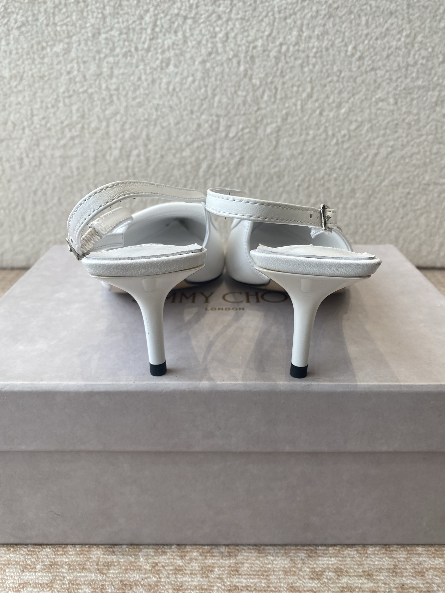 P725 Jimmy Choo Early Spring Heel Shoe Collection: Elegant Encounter with Foreign Publisher Recommendation - 图片 8