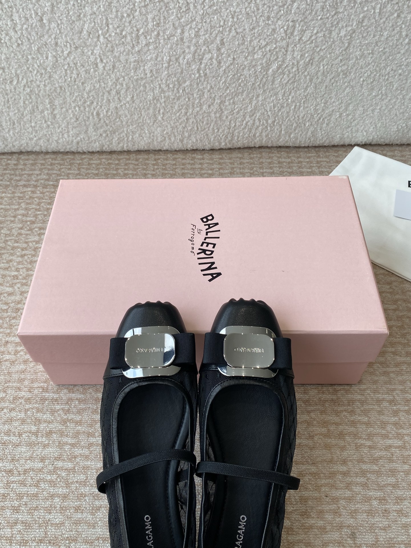 Modern and Stylish: Gancini Ballet Shoes for Spring Fashionistas - 图片 7