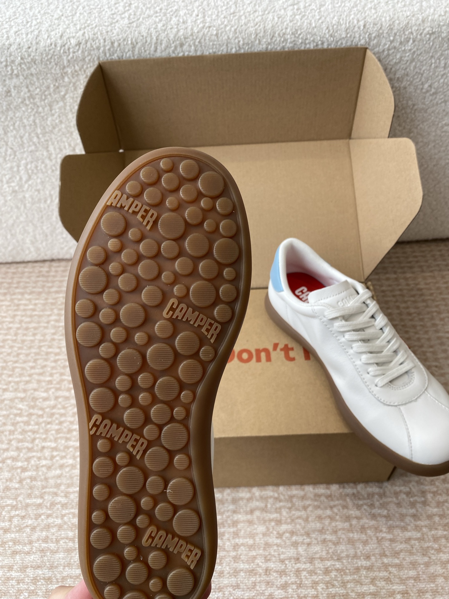Review: Camper’s Pelotas Soller P775 Retrospect White Sports Shoes – High Quality and Comfort - 图片 8