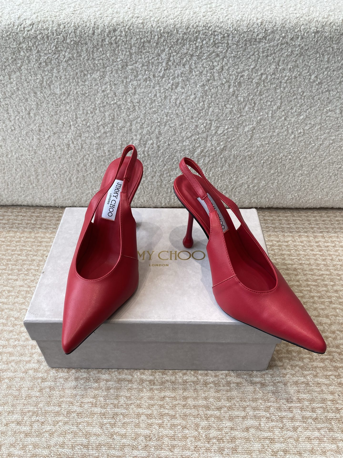 Jimmy Choo Spring-Summer 25th Collection: Elegant Encounter with Fashion World’s Praise - 图片 4