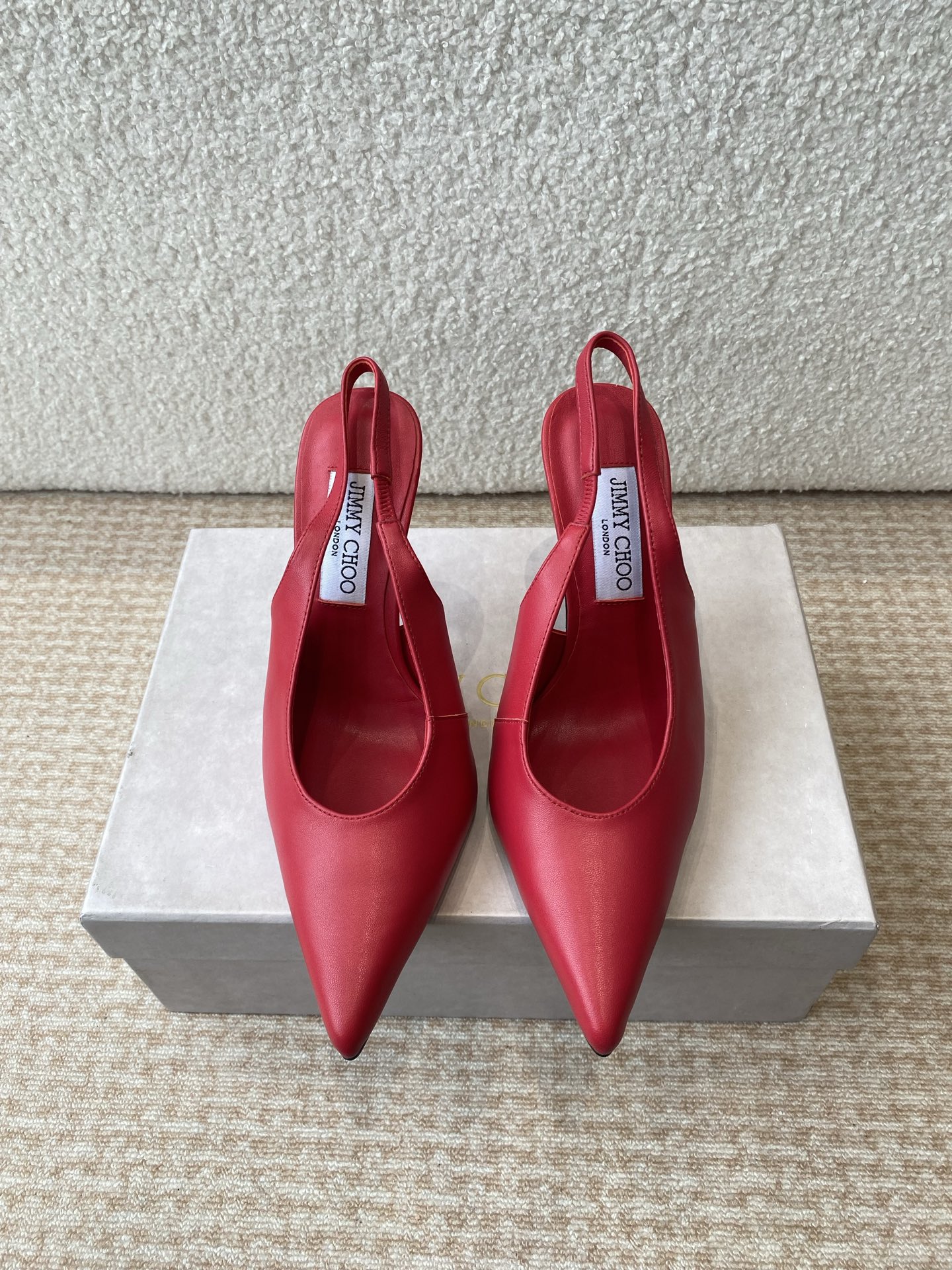 Jimmy Choo Spring-Summer 25th Collection: Elegant Encounter with Fashion World’s Praise - 图片 2