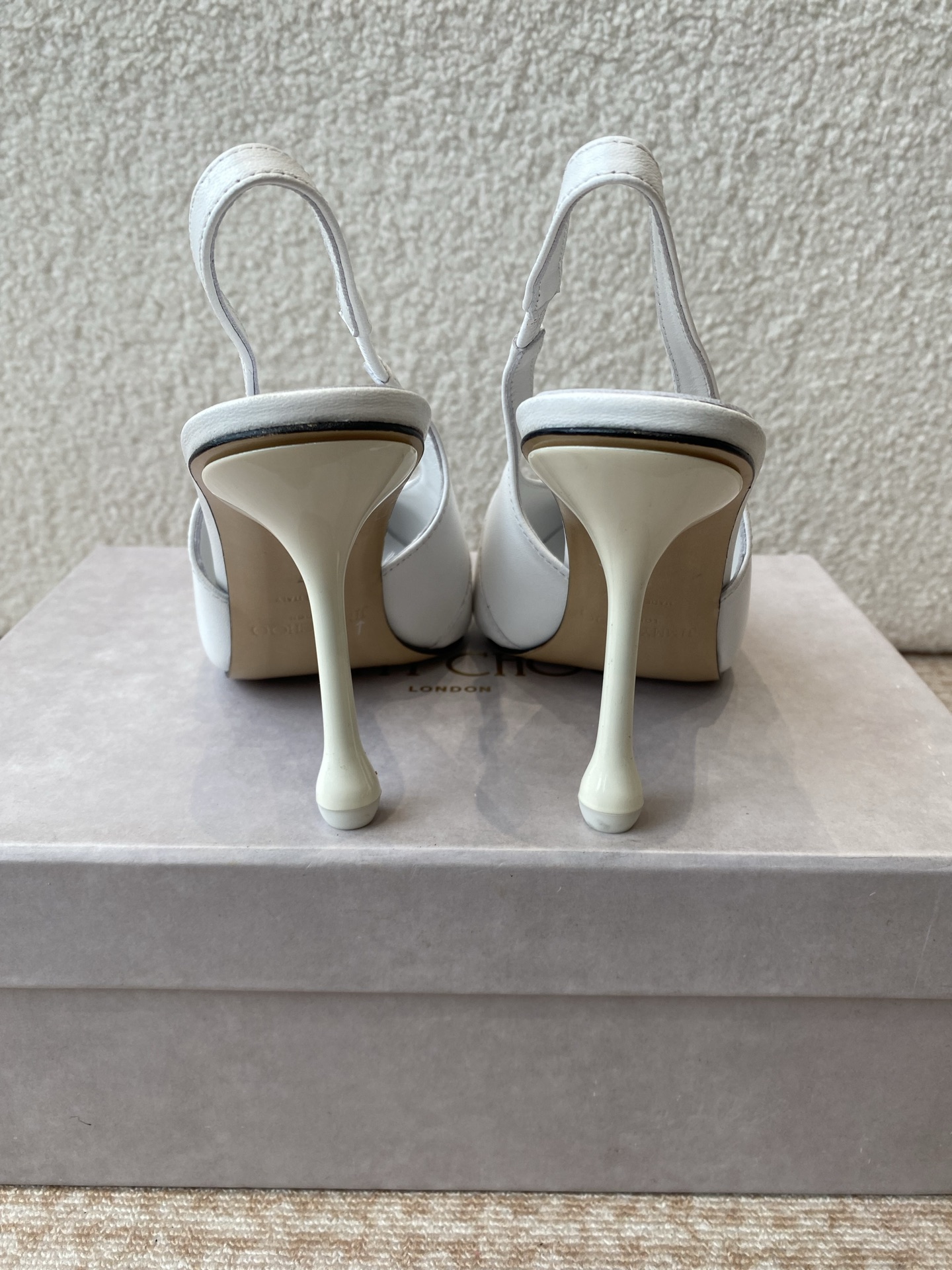 Jimmy Choo’s Elegant Spring Heel: 25th Collection Review - 图片 8