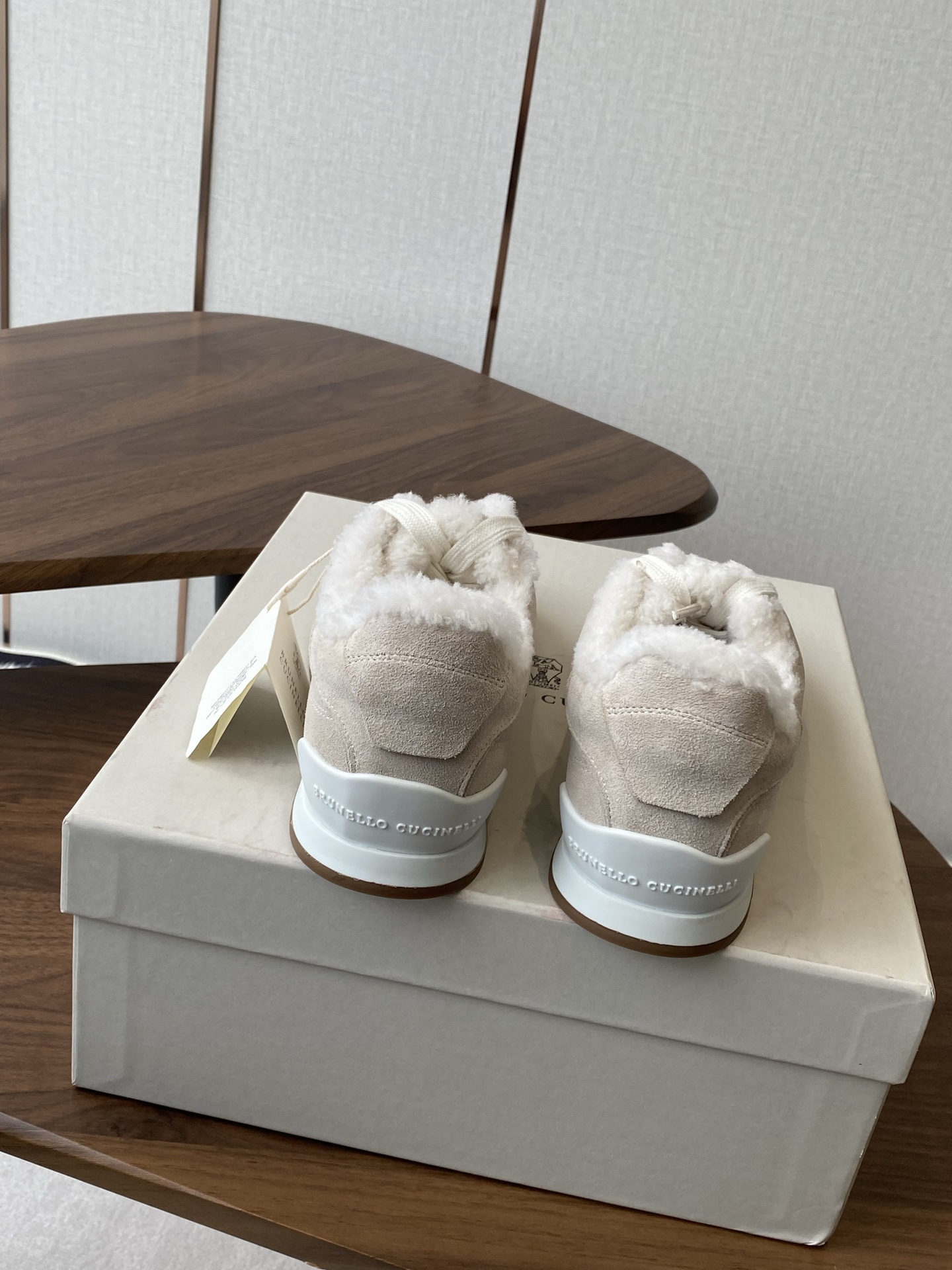 Brumello Cucinelli P800: Wool Tie and Leisure Shoes with Exclusive TPU Soles - 图片 8