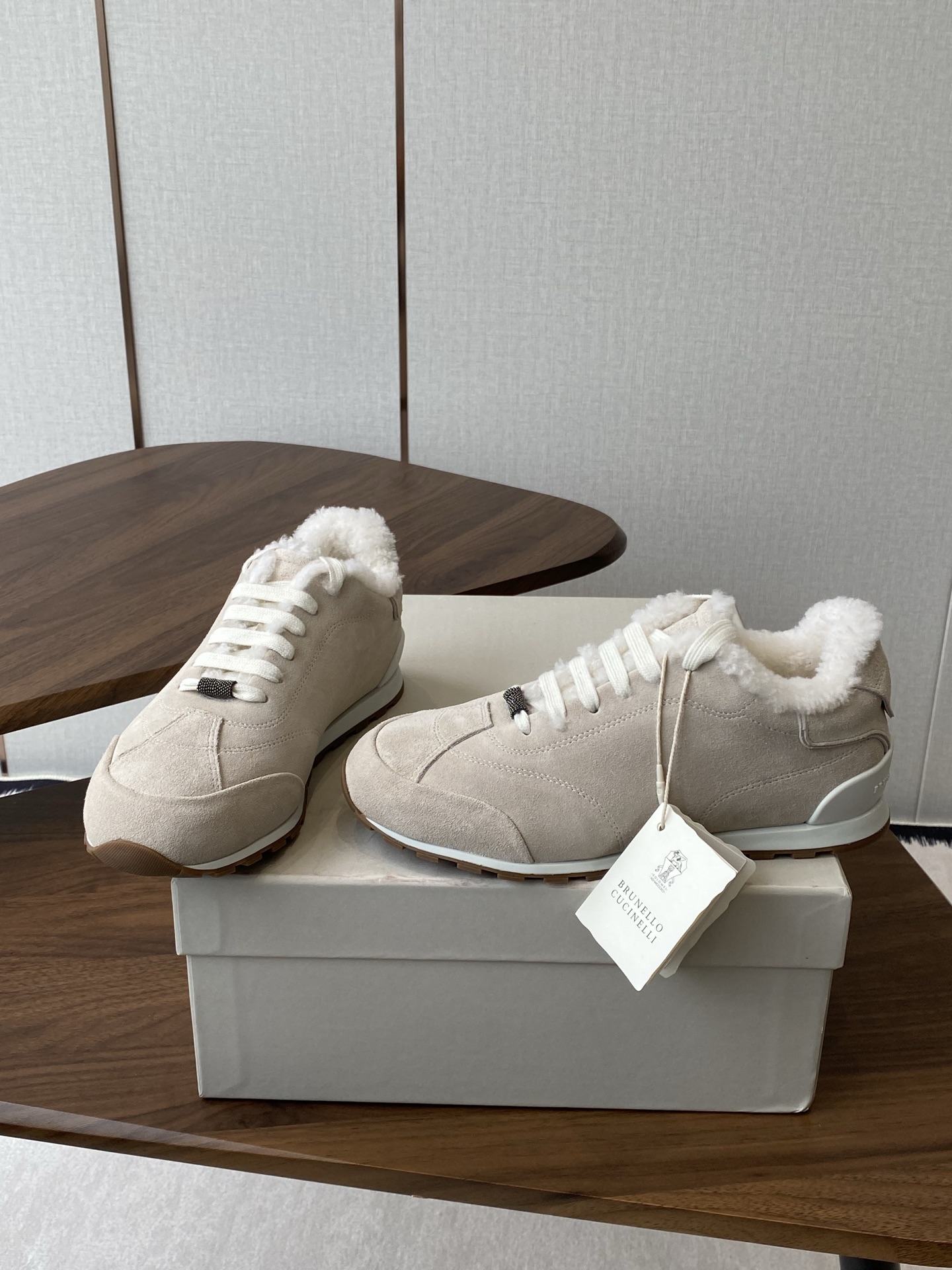 Brumello Cucinelli P800: Wool Tie and Leisure Shoes with Exclusive TPU Soles - 图片 4
