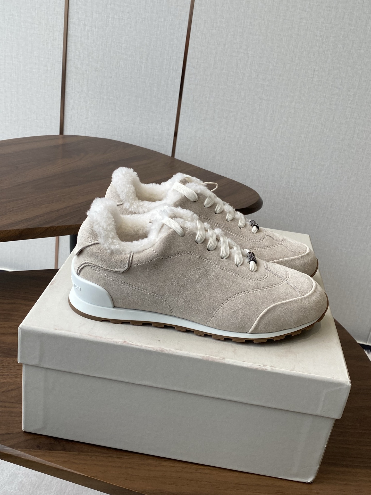 Brumello Cucinelli P800: Wool Tie and Leisure Shoes with Exclusive TPU Soles - 图片 3