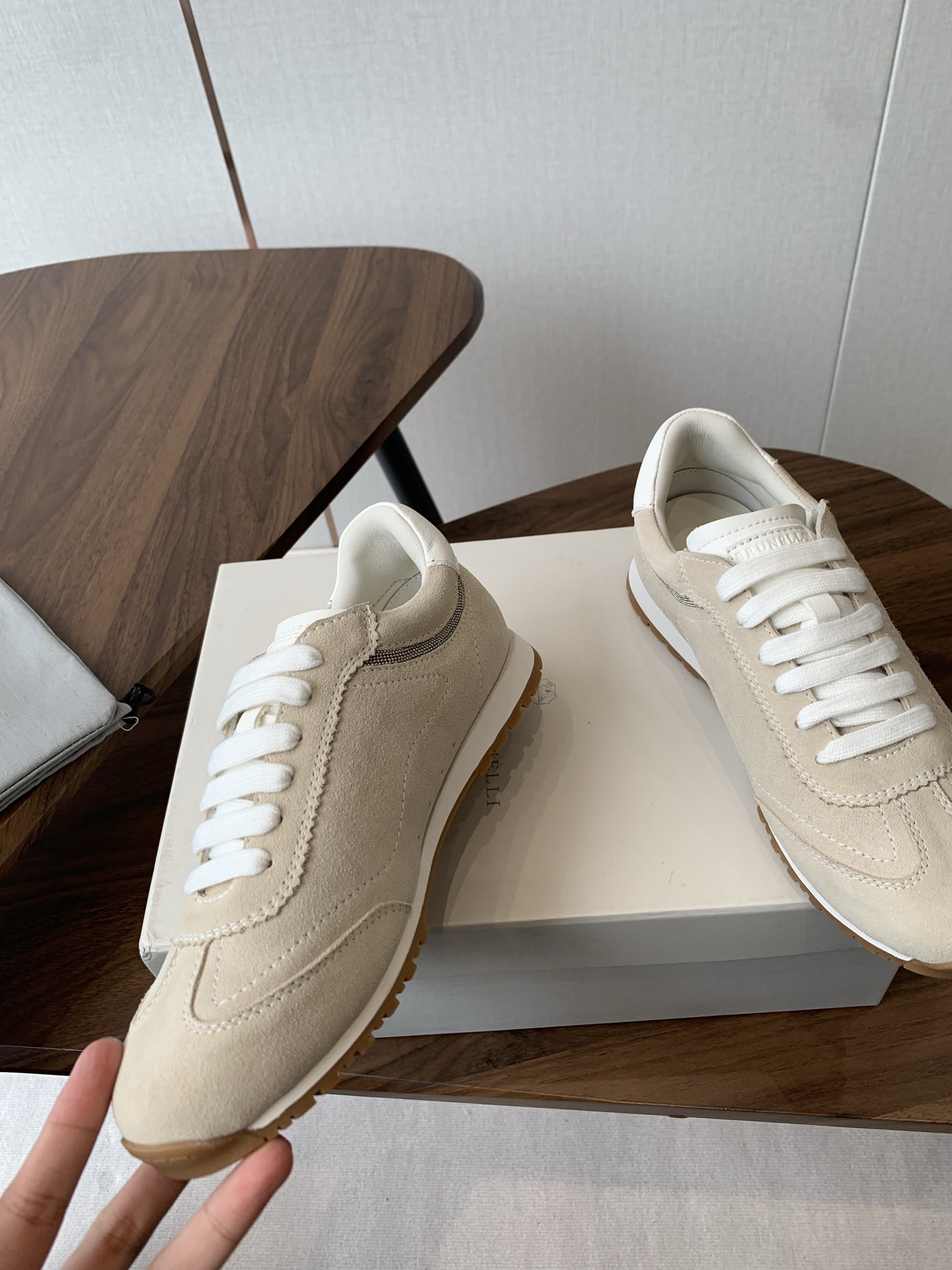 Latest Brunello Cucinelli Shoes and Tie Collection with Recreational Shoes in Size 35-41 - 图片 4