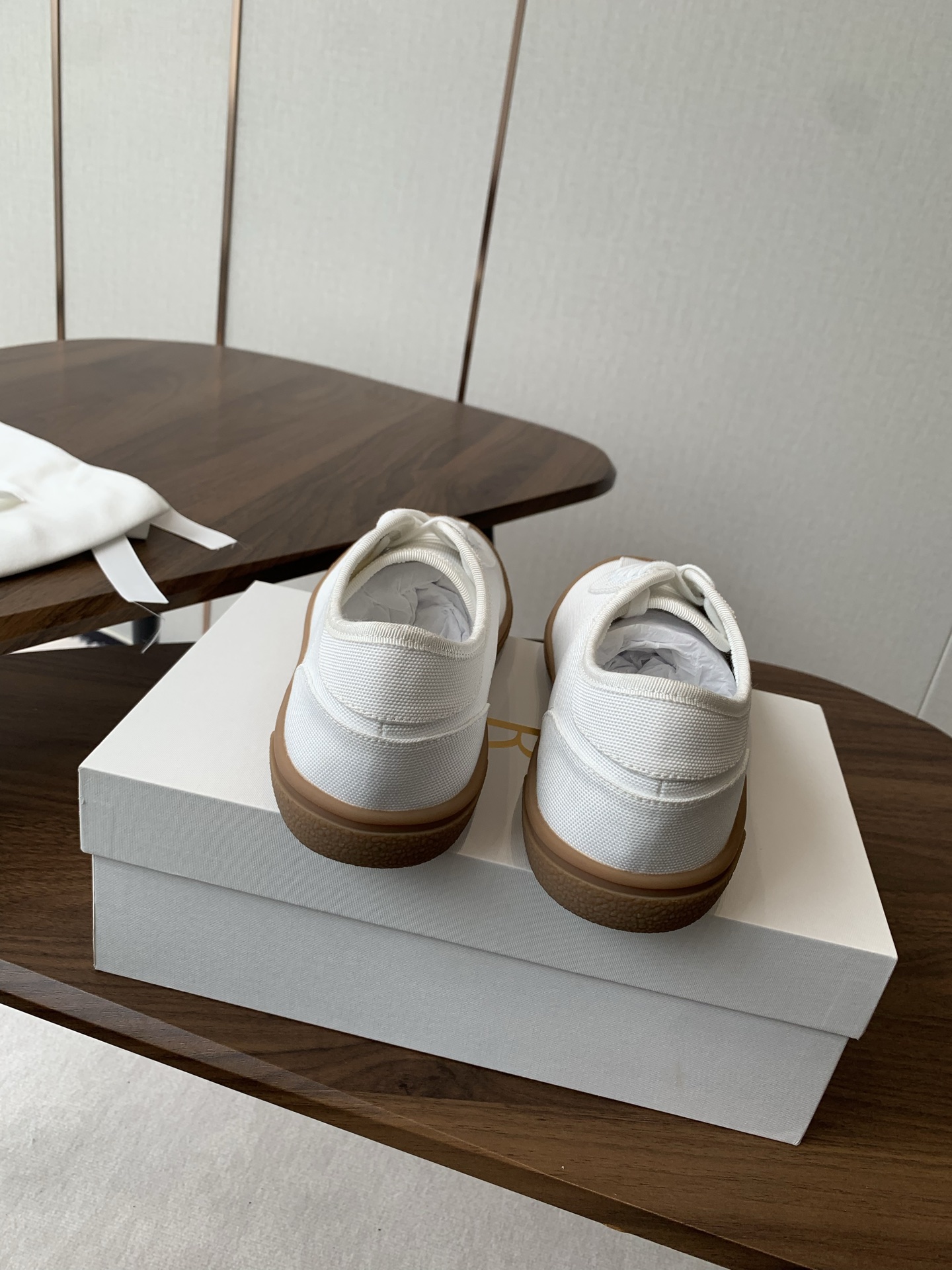 Newest Canvass Sneakers with Slip-Resistant Bottom for Comfortable Daily Wear - 图片 8