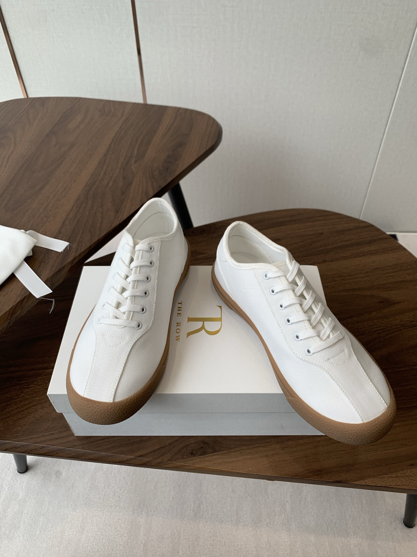 Newest Canvass Sneakers with Slip-Resistant Bottom for Comfortable Daily Wear - 图片 3