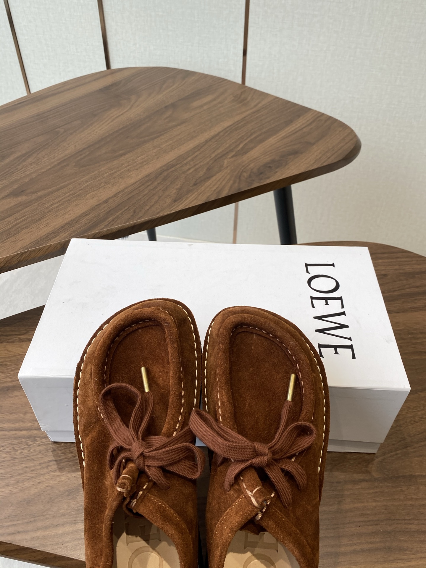 Stylish New Short Boots: Loewe Royway Collection Features Cute Round Head Design - 图片 6