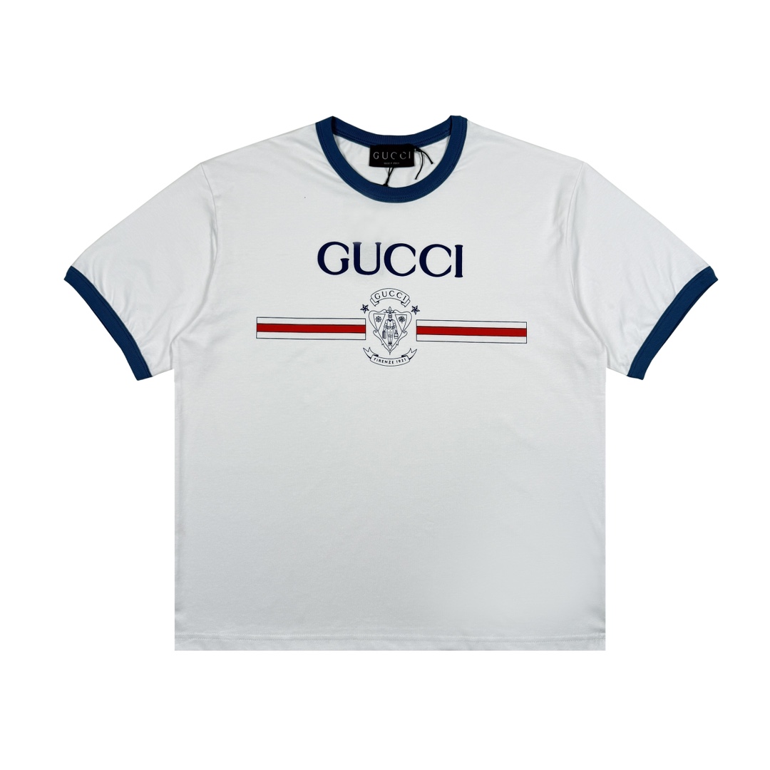 Camiseta de manga corta Gucci con letras y estampado de colores. Tallas: XS-L.
