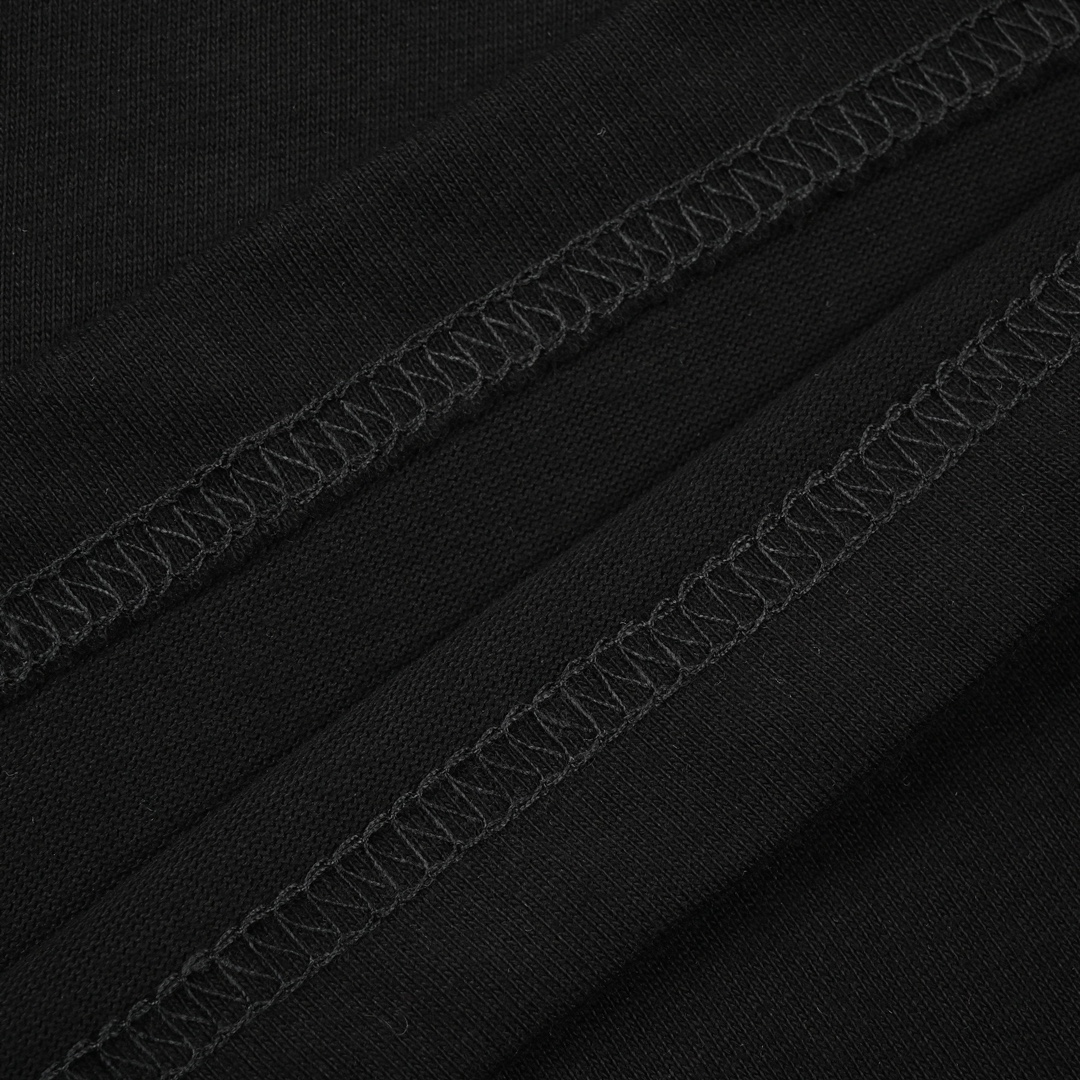 GUCCi古驰曲线字母刺绣Logo标识圆领卫衣 杏色 黑色-Chinese UA Cheap High Quatity Brand Clothes Bags handbags Sneakers wholesale wholesaler seller from China Factory suppliers Fashion Clothing Shoes best Quality Beautiful Price GUCCi古驰曲线字母刺绣Logo标识圆领卫衣 杏色 黑色