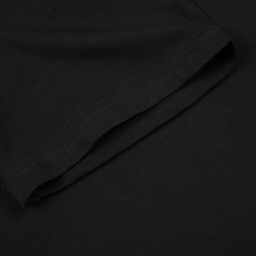 Gucci古驰粉色字母刺绣logo图案短袖