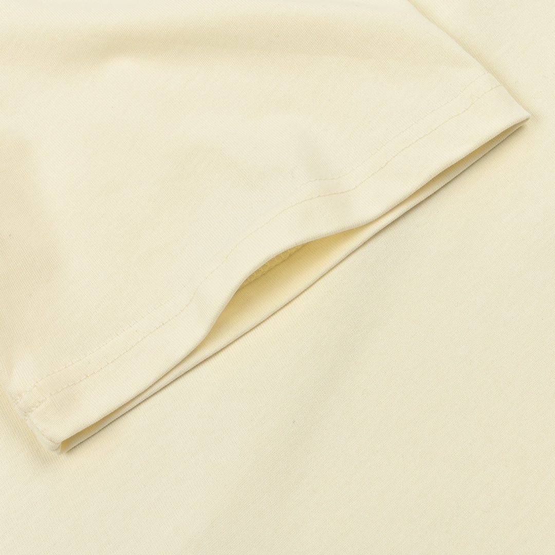 Gucci古驰粉色字母刺绣logo图案短袖-Chinese UA Cheap High Quatity Brand Clothes Bags handbags Sneakers wholesale wholesaler seller from China Factory suppliers Fashion Clothing Shoes best Quality Beautiful Price Gucci古驰粉色字母刺绣logo图案短袖