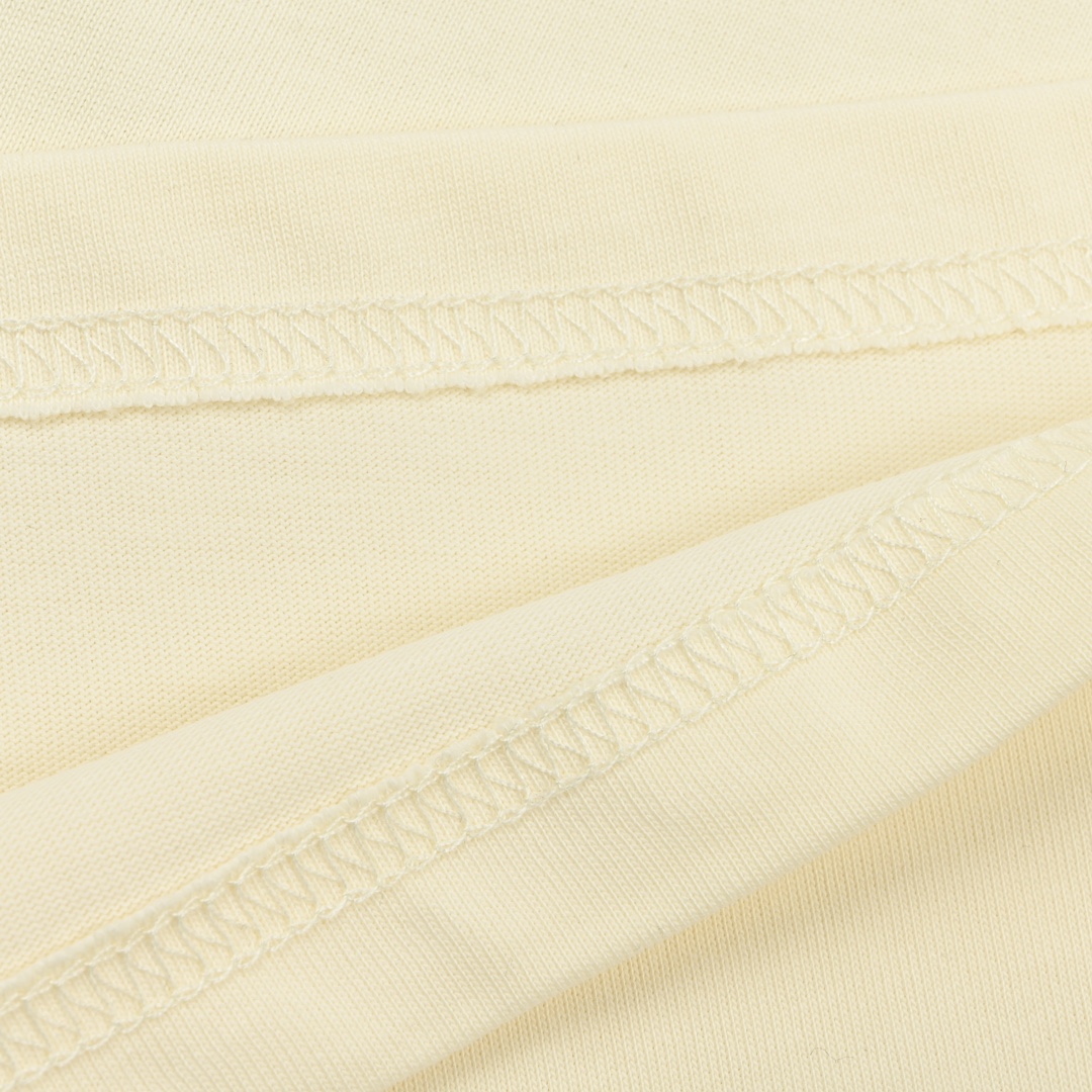 Gucci古驰粉色字母刺绣logo图案短袖-Chinese UA Cheap High Quatity Brand Clothes Bags handbags Sneakers wholesale wholesaler seller from China Factory suppliers Fashion Clothing Shoes best Quality Beautiful Price Gucci古驰粉色字母刺绣logo图案短袖