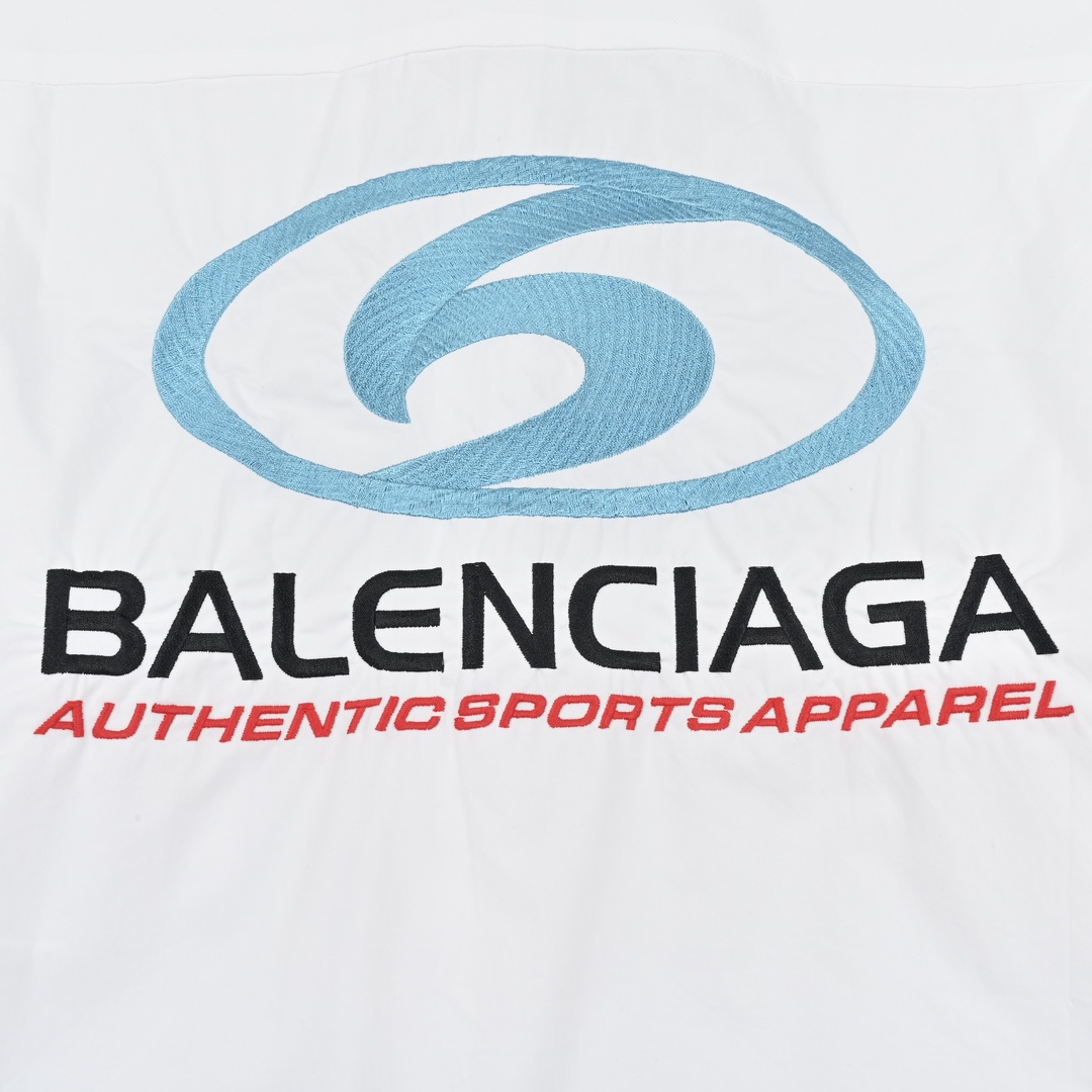 Balenciaga巴黎世家经典舒适长袖翻领衬衣