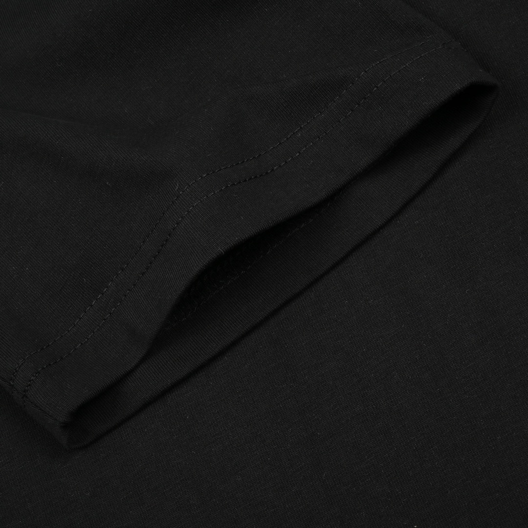 Gucci古驰24ss新款卡通印花短袖 杏色