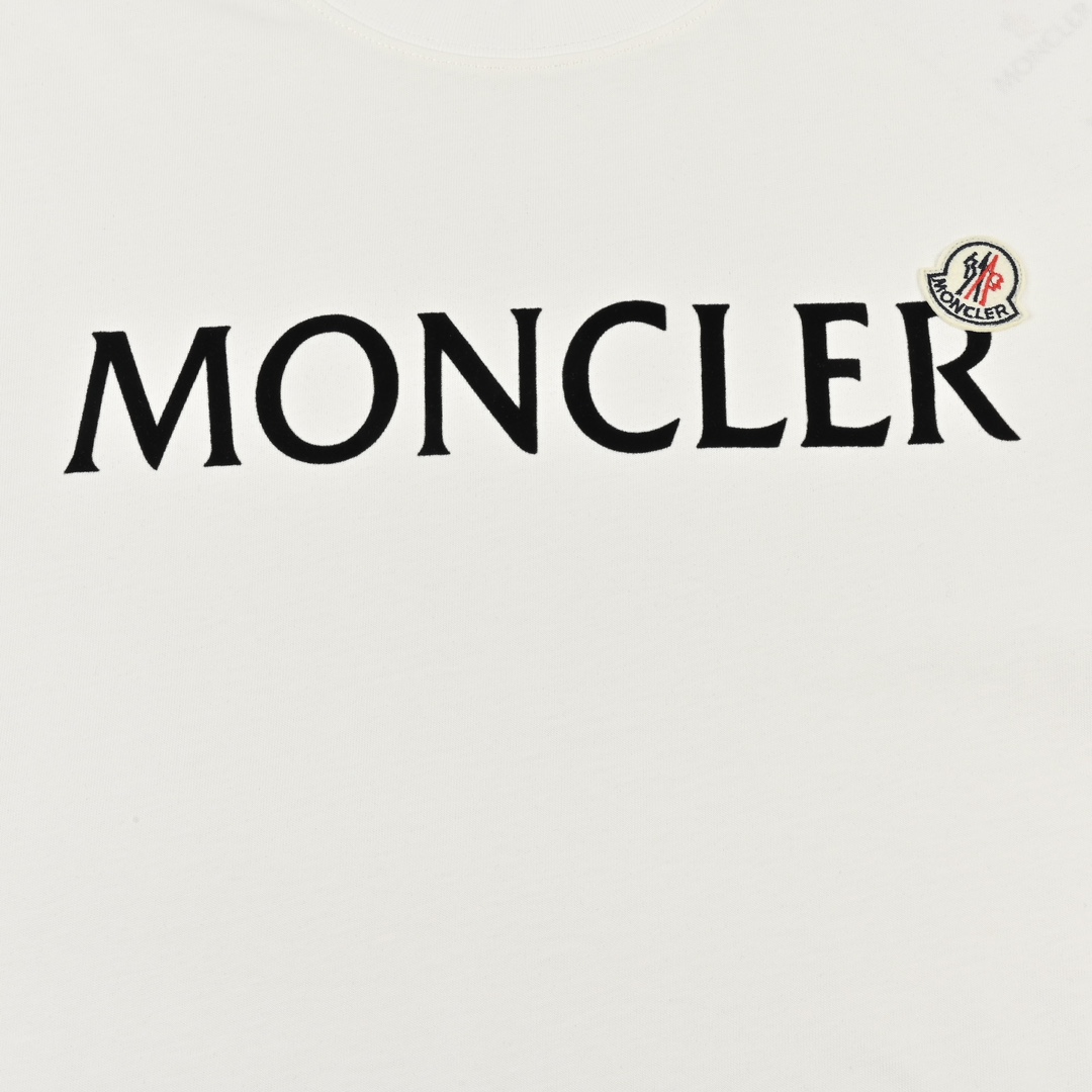 Moncler/蒙口 24ss 植绒字母logo短袖 采用32S双纱平纹