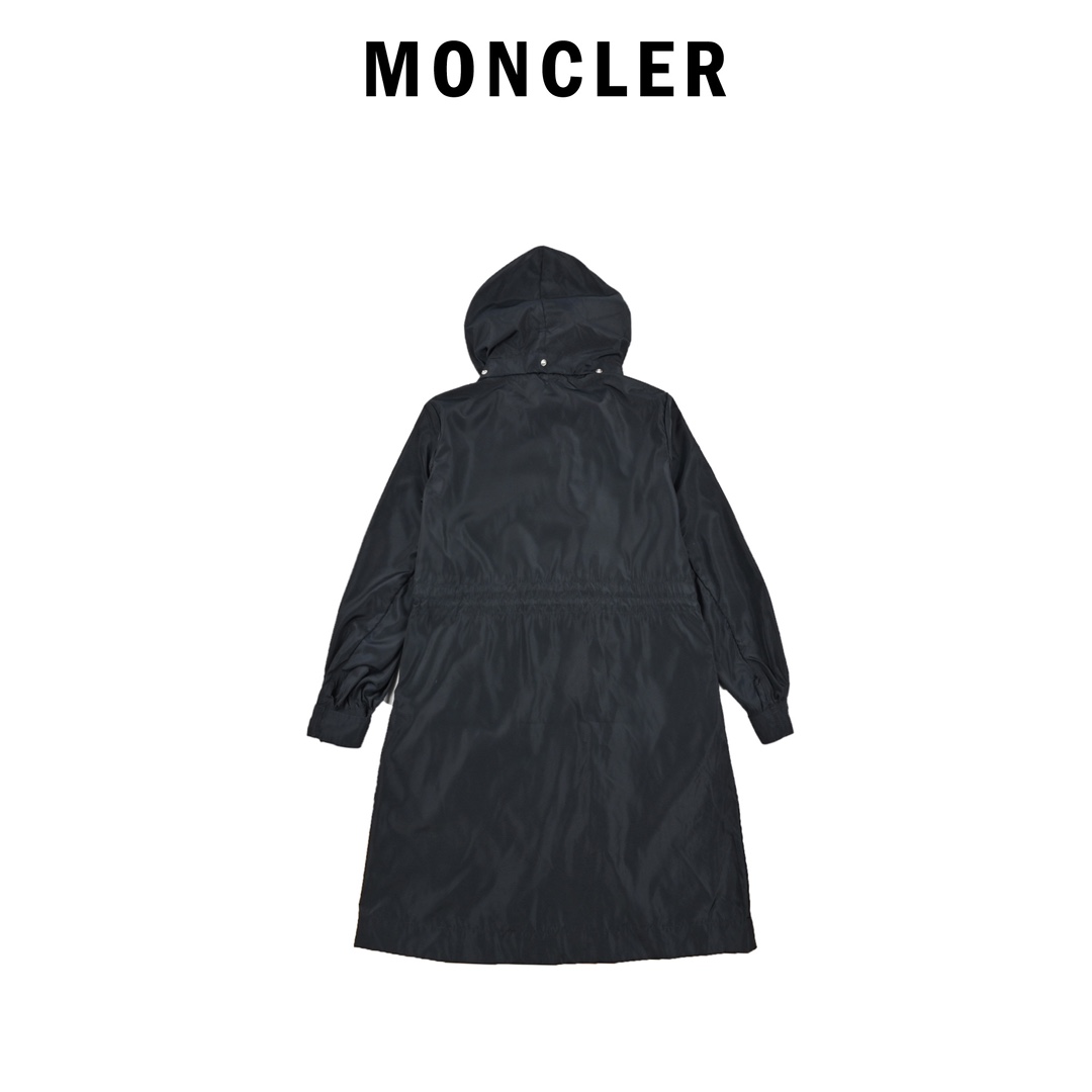 Moncler蒙口|23ss经典大气中长收腰女款防晒风衣