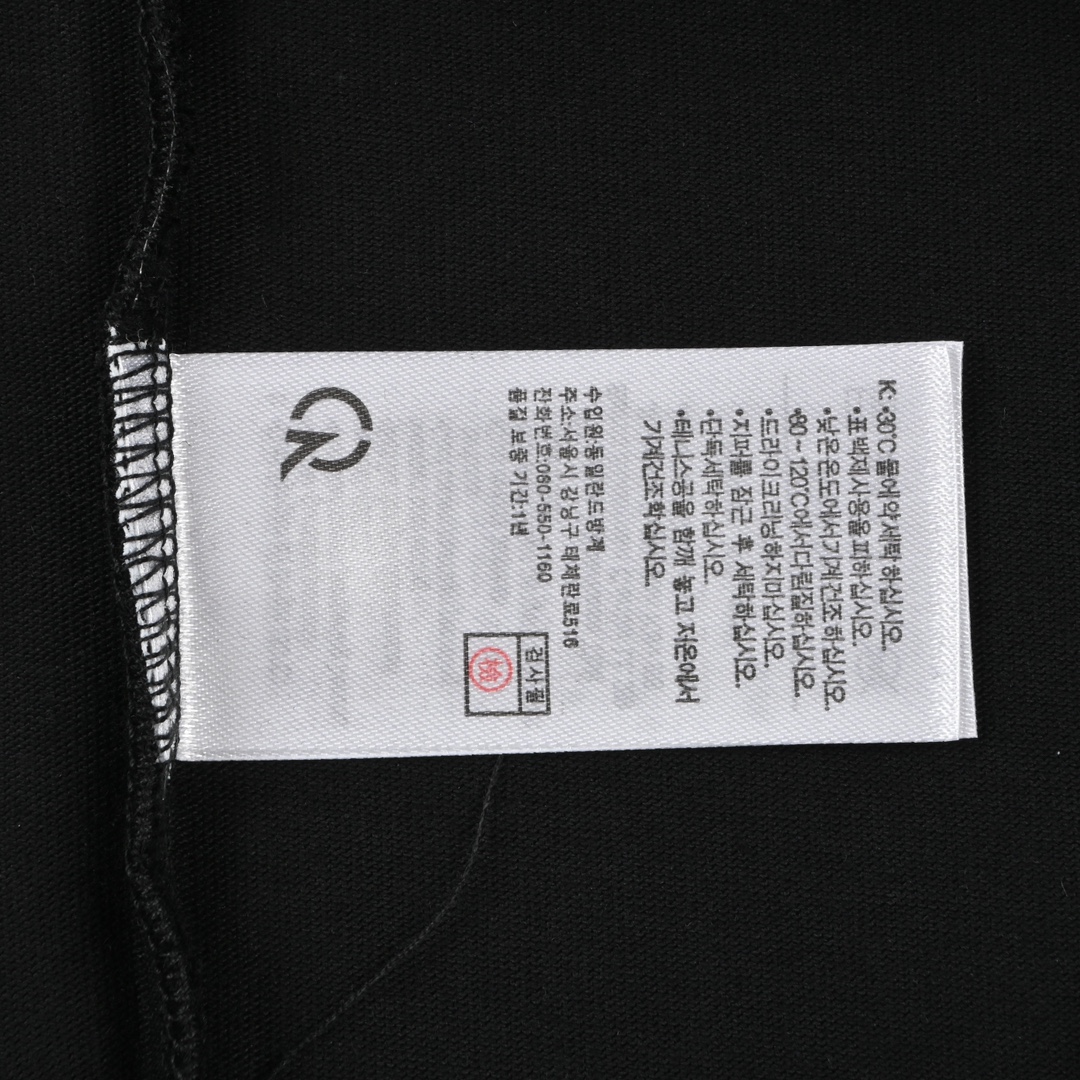 Loewe罗意威24ss个性数码印花圆领短袖