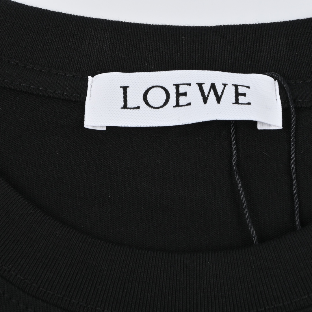 Loewe罗意威24ss个性数码印花圆领短袖